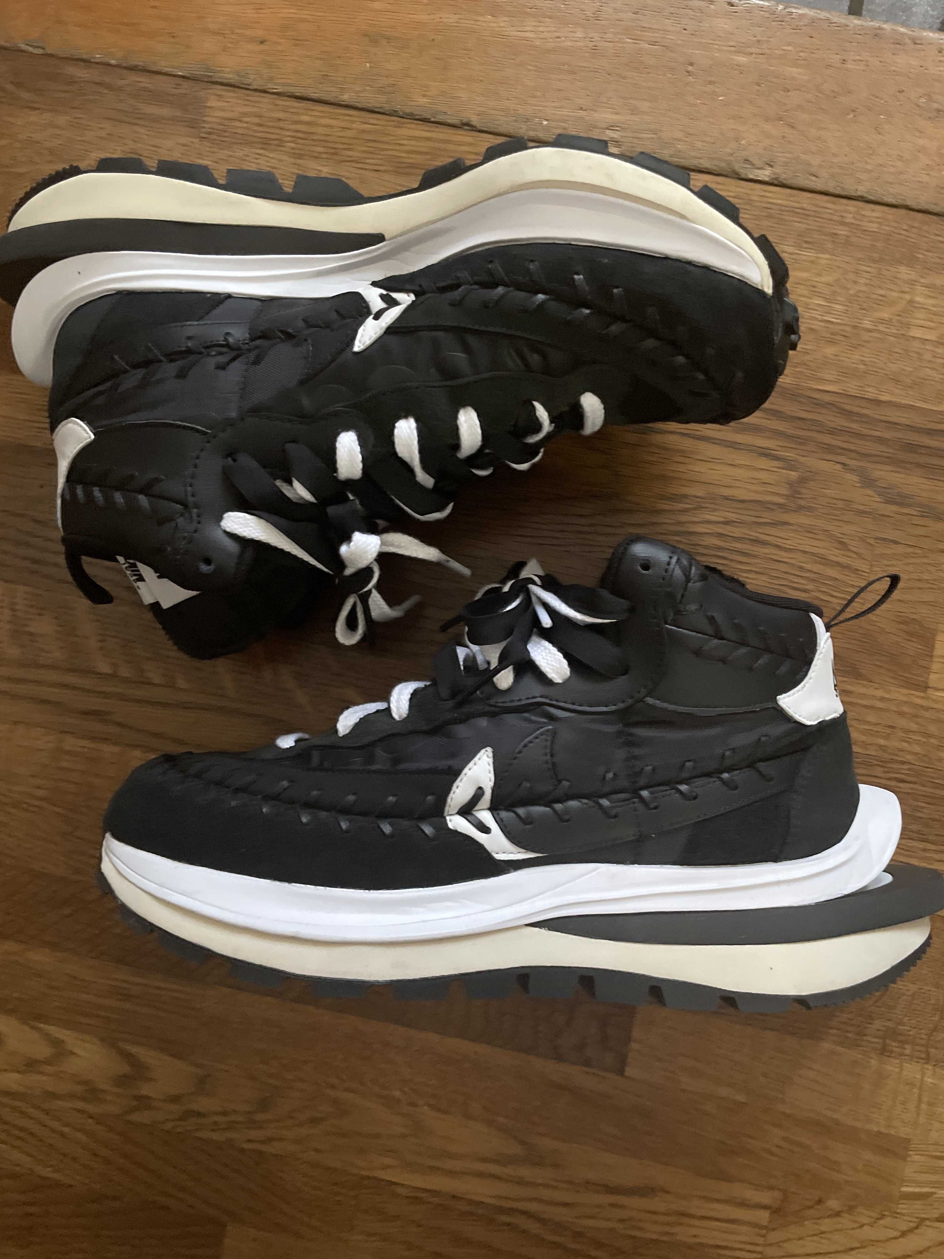 Jean-Paul Gaultier × sacai × Nike Vapor Waffle "Black/Black-White"