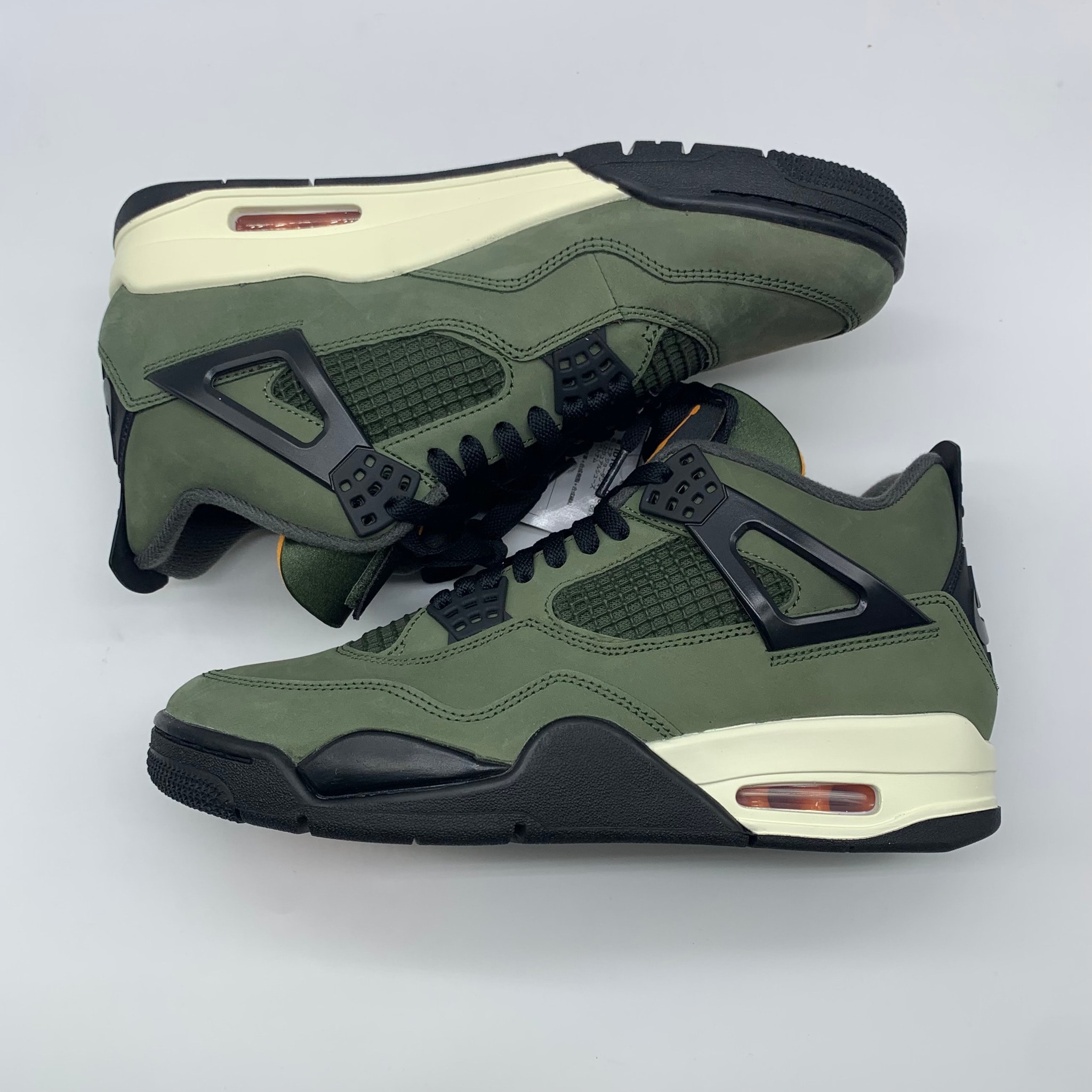 UNDEFEATED × Nike Air Jordan 4 Retro "Deep Green" (2025)