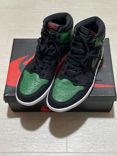 Nike Air Jordan 1 Retro High OG "Black/Pine Green" (2020)