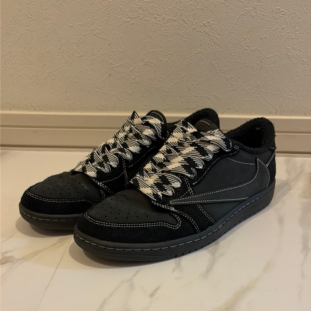 Travis Scott × Nike Air Jordan 1 Low OG SP "Black Phantom"