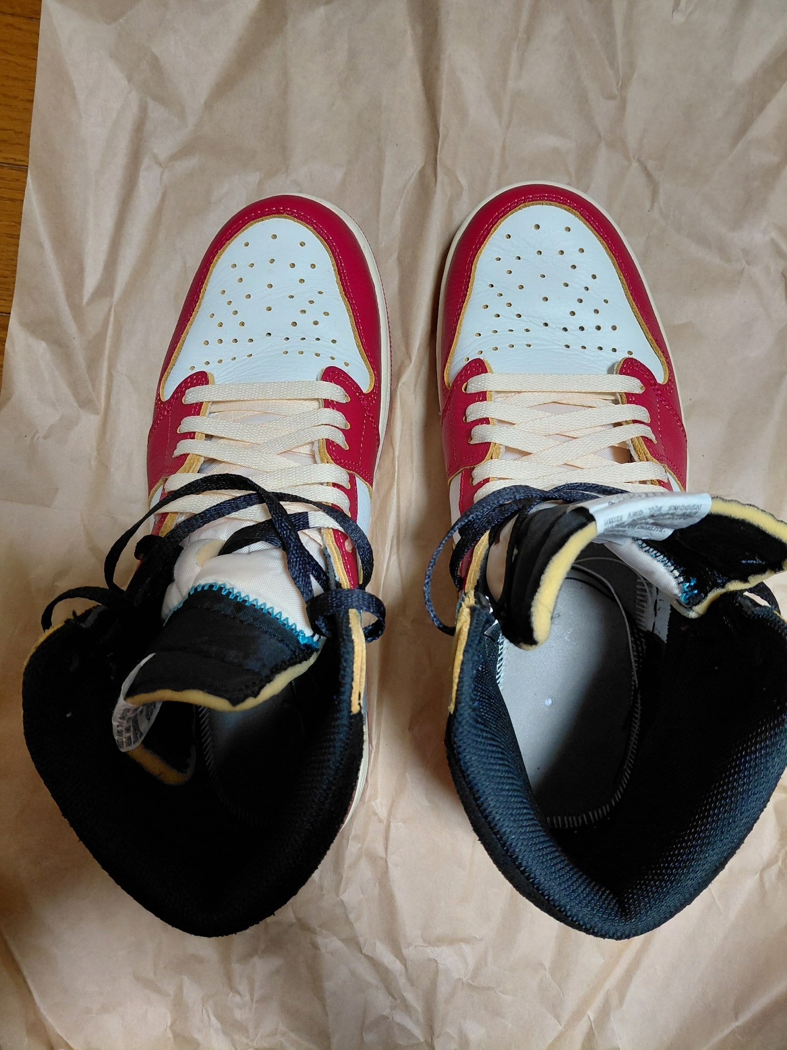UNION × Nike Air Jordan 1 Retro High OG "Chicago/Shadow"