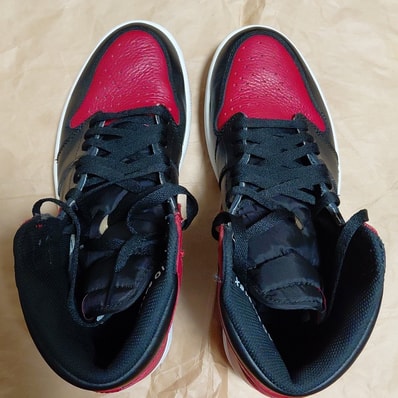 Nike Air Jordan 1 Retro High OG "Bred/Banned"