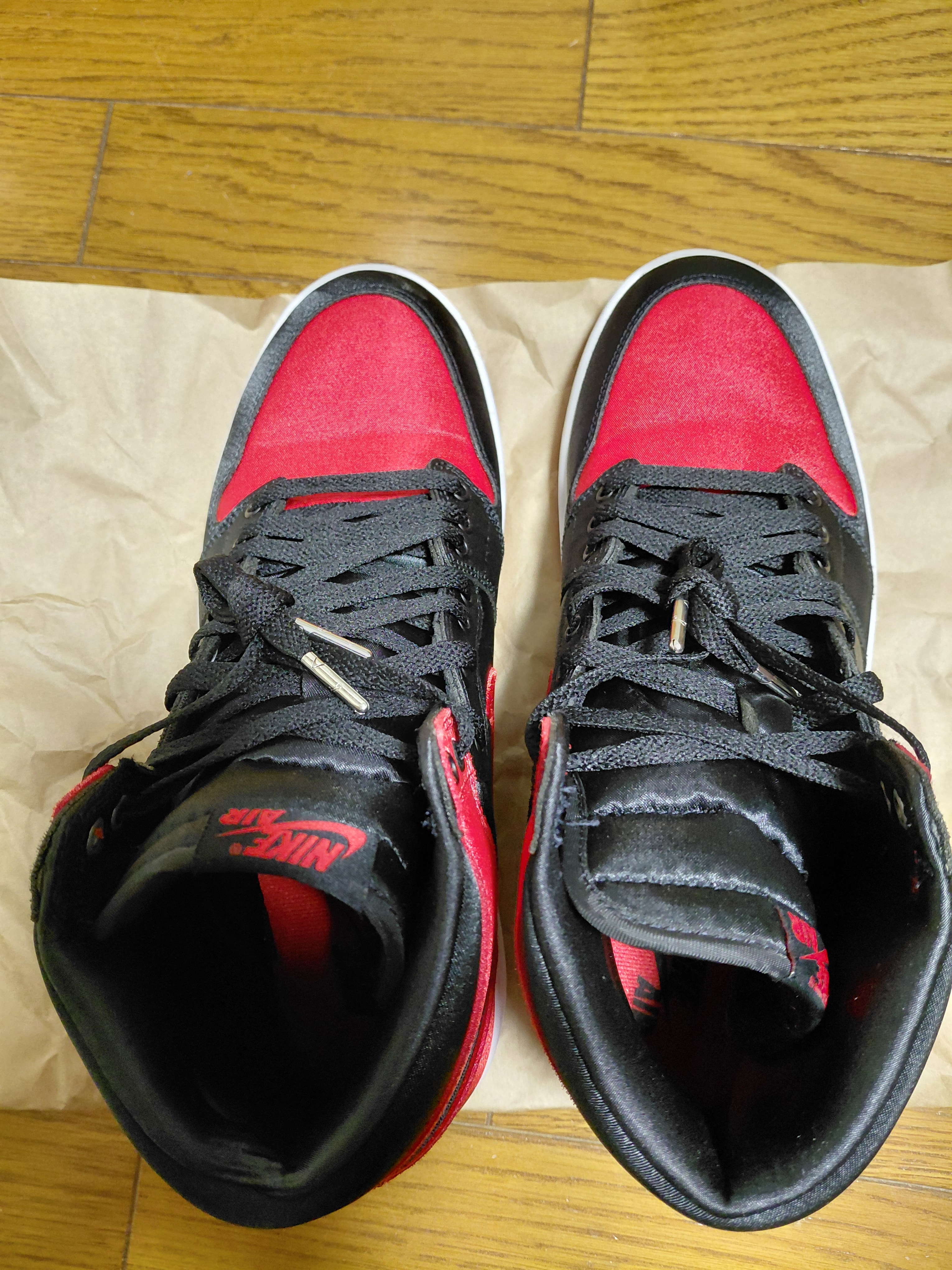 Nike Women's Air Jordan 1 Retro High OG "Satin Bred"