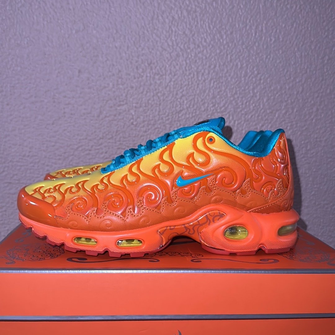 One Piece × Nike Air Max Plus "Devil Fruits/Mera Mera"