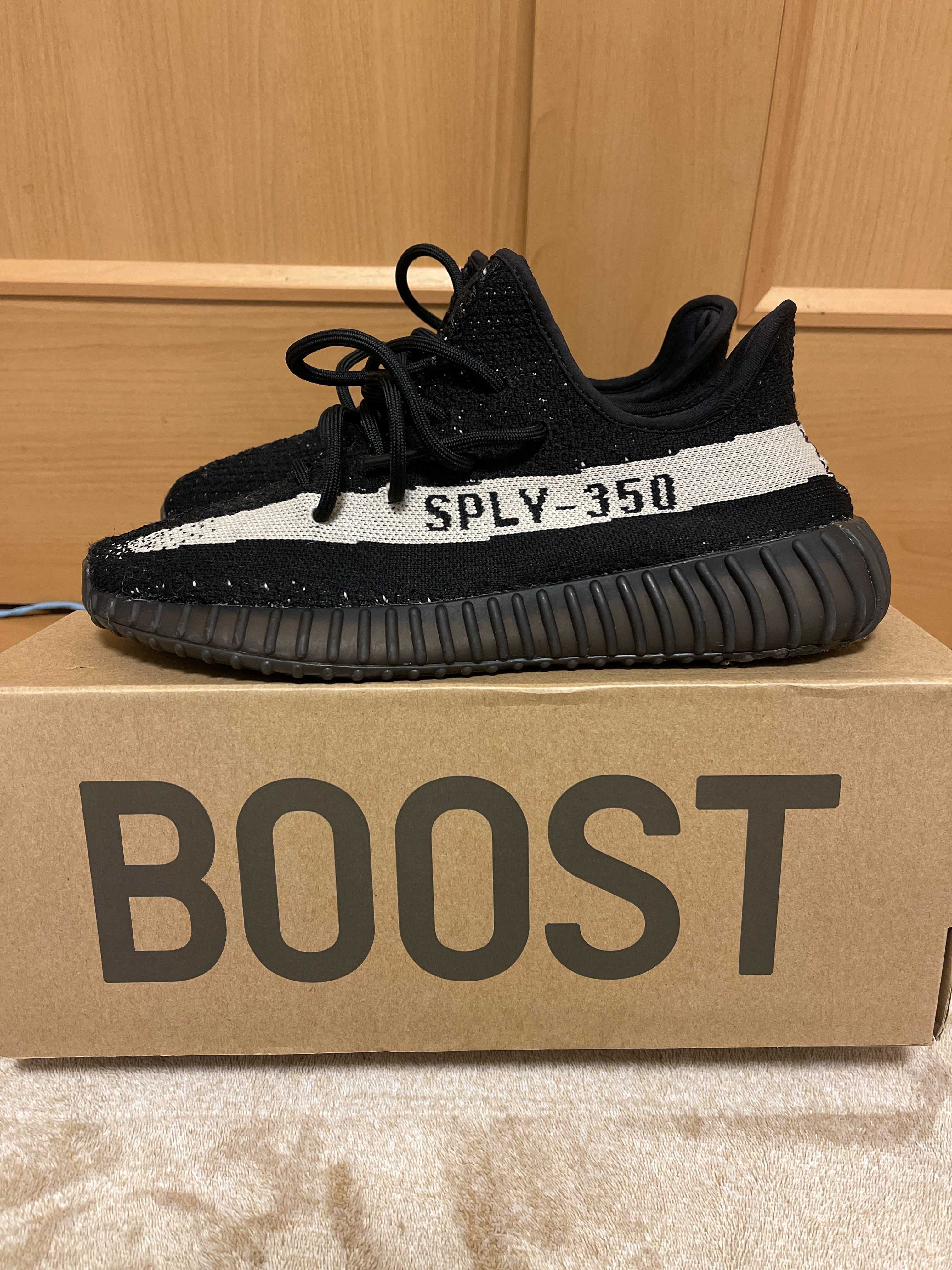 adidas YEEZY Boost 350 V2 "Oreo"