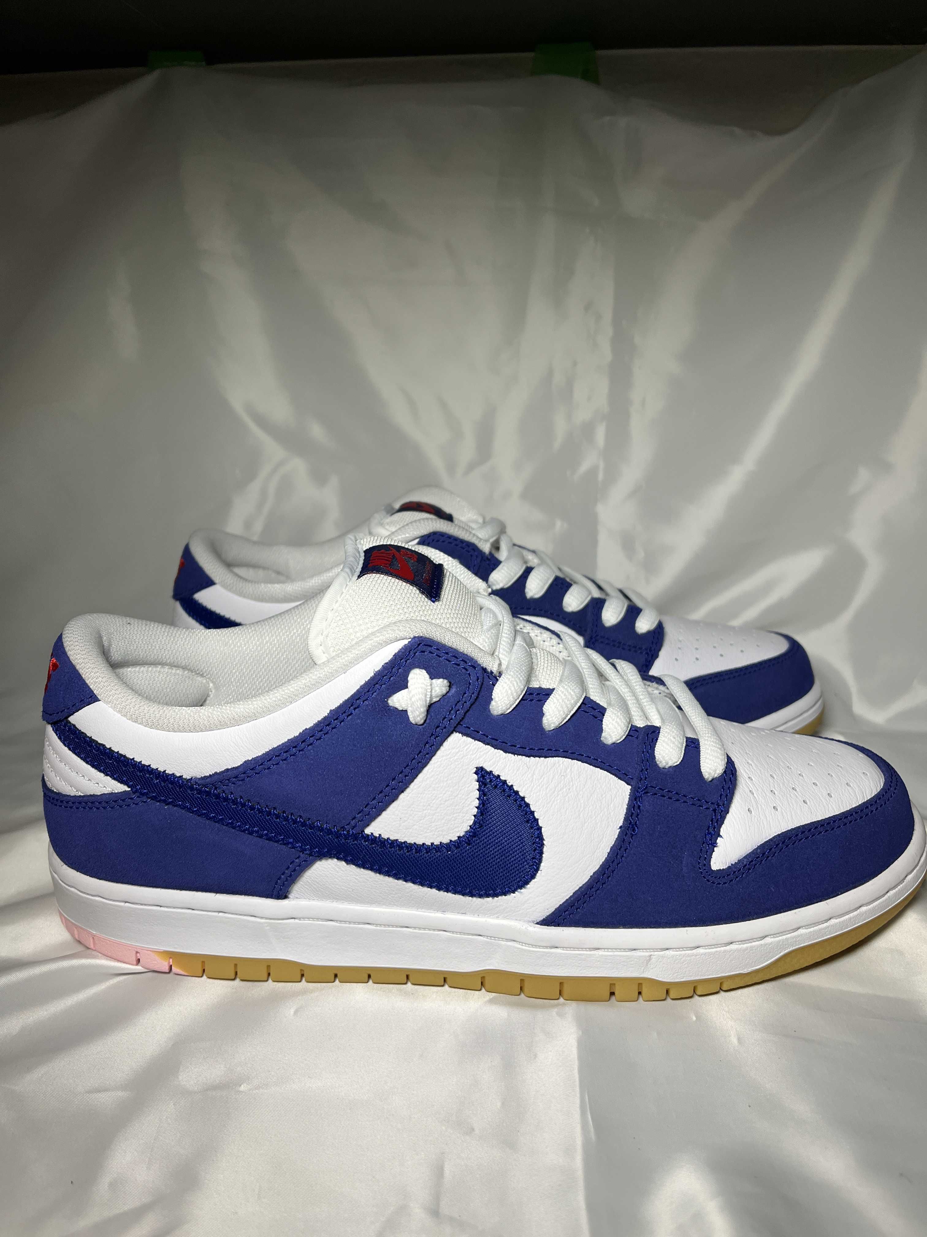 Nike SB Dunk Low "Los Angeles Dodgers/Deep Royal Blue"