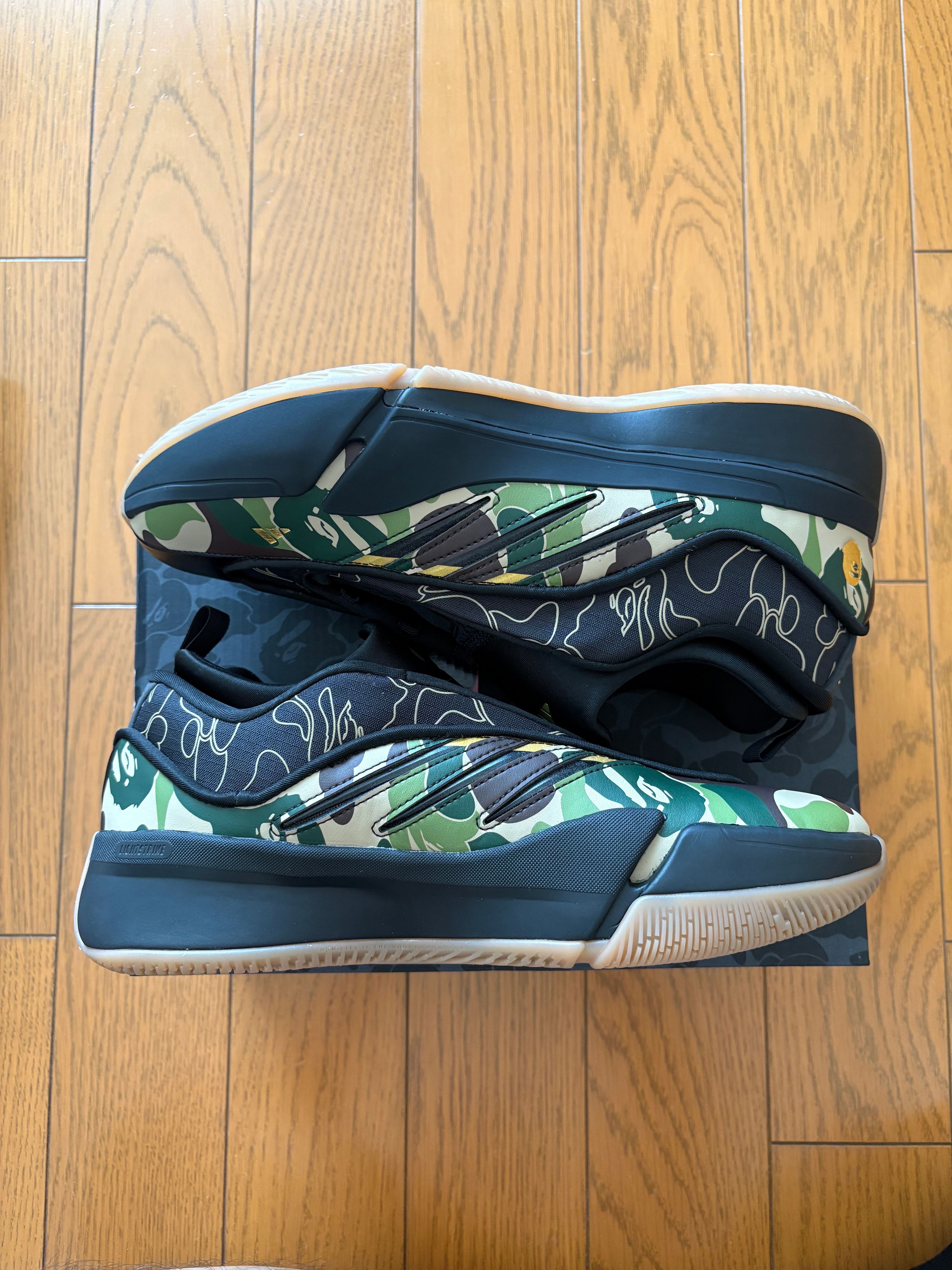 アベイシングエイプ × アディダス デイム9 "コアブラック"