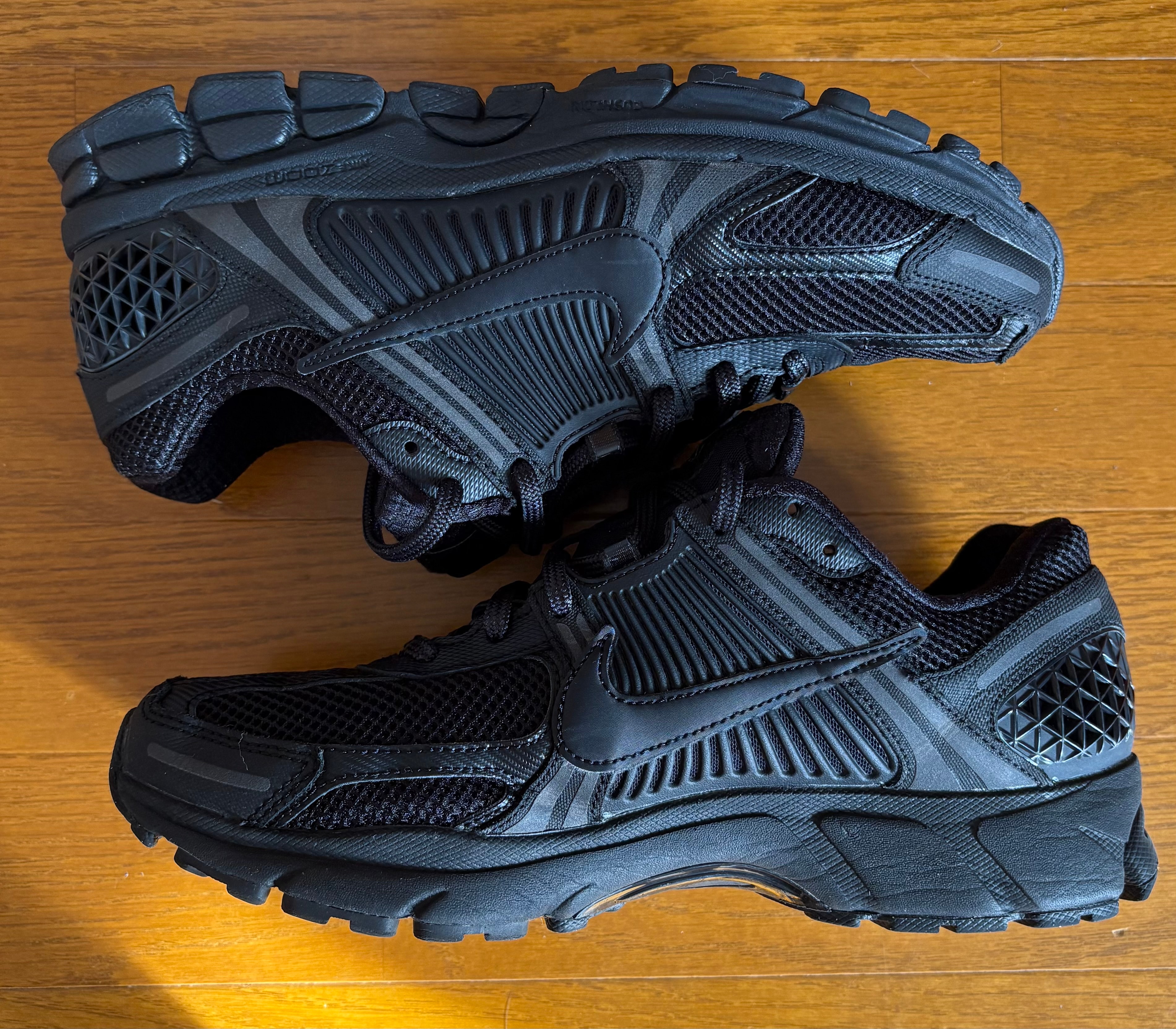 Nike Zoom Vomero 5 "Black"