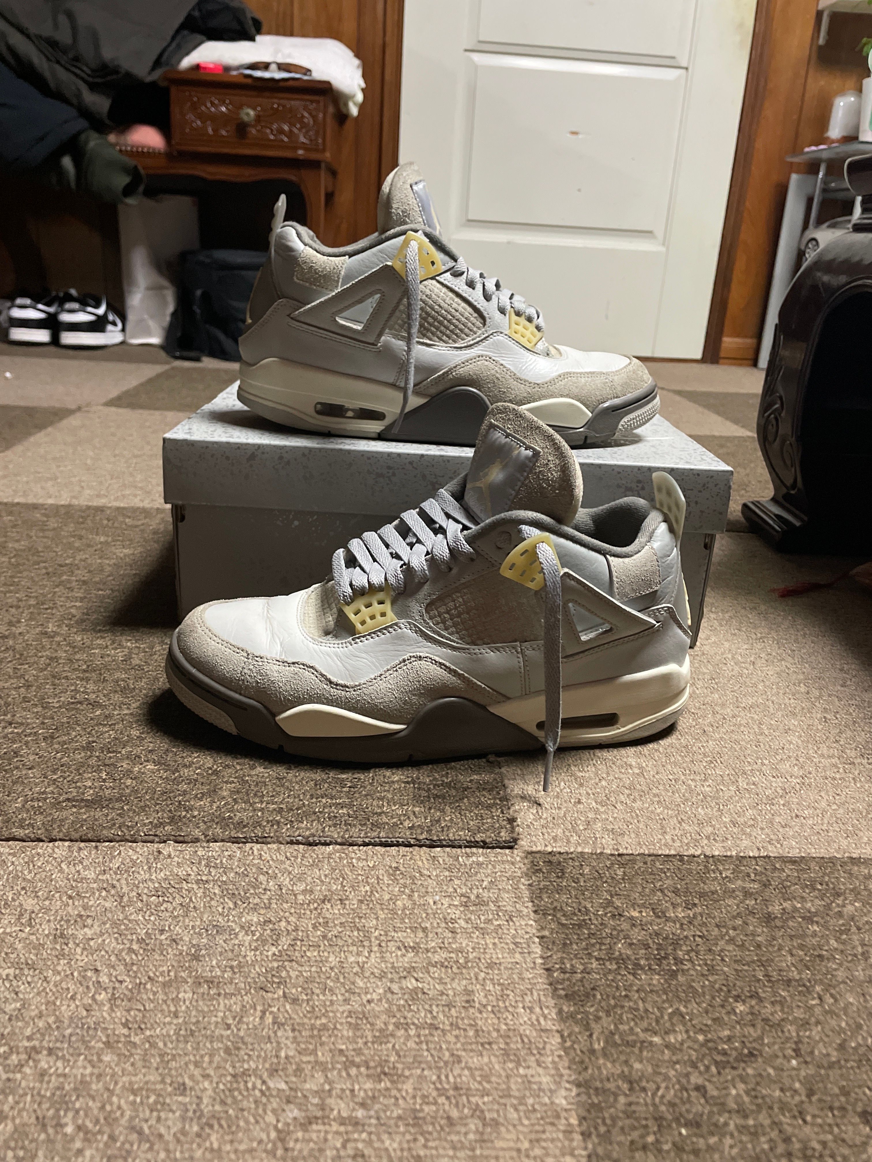 Nike Air Jordan 4 Retro SE "Craft"