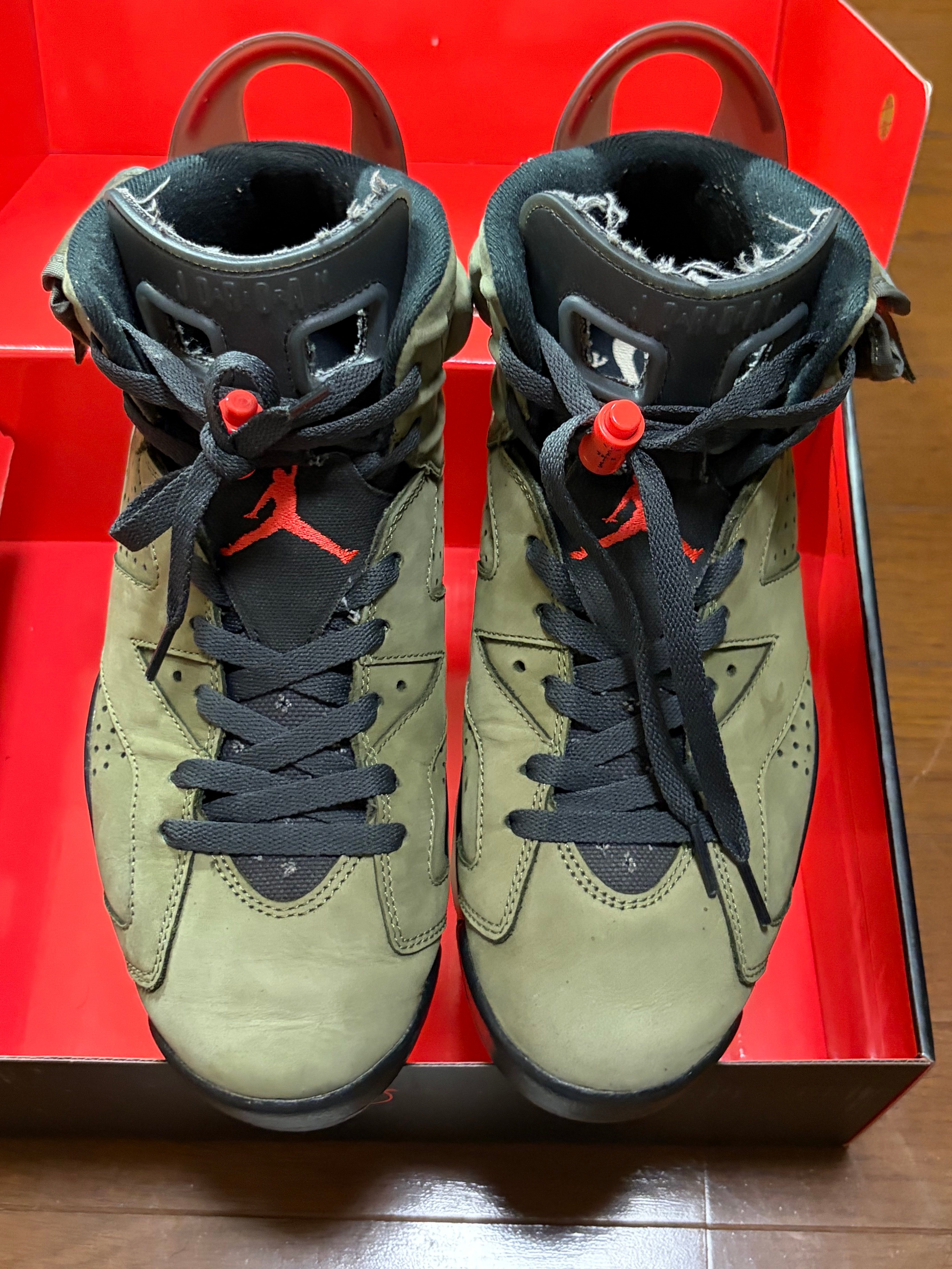 Travis Scott × Nike Air Jordan 6 Retro "Medium Olive"