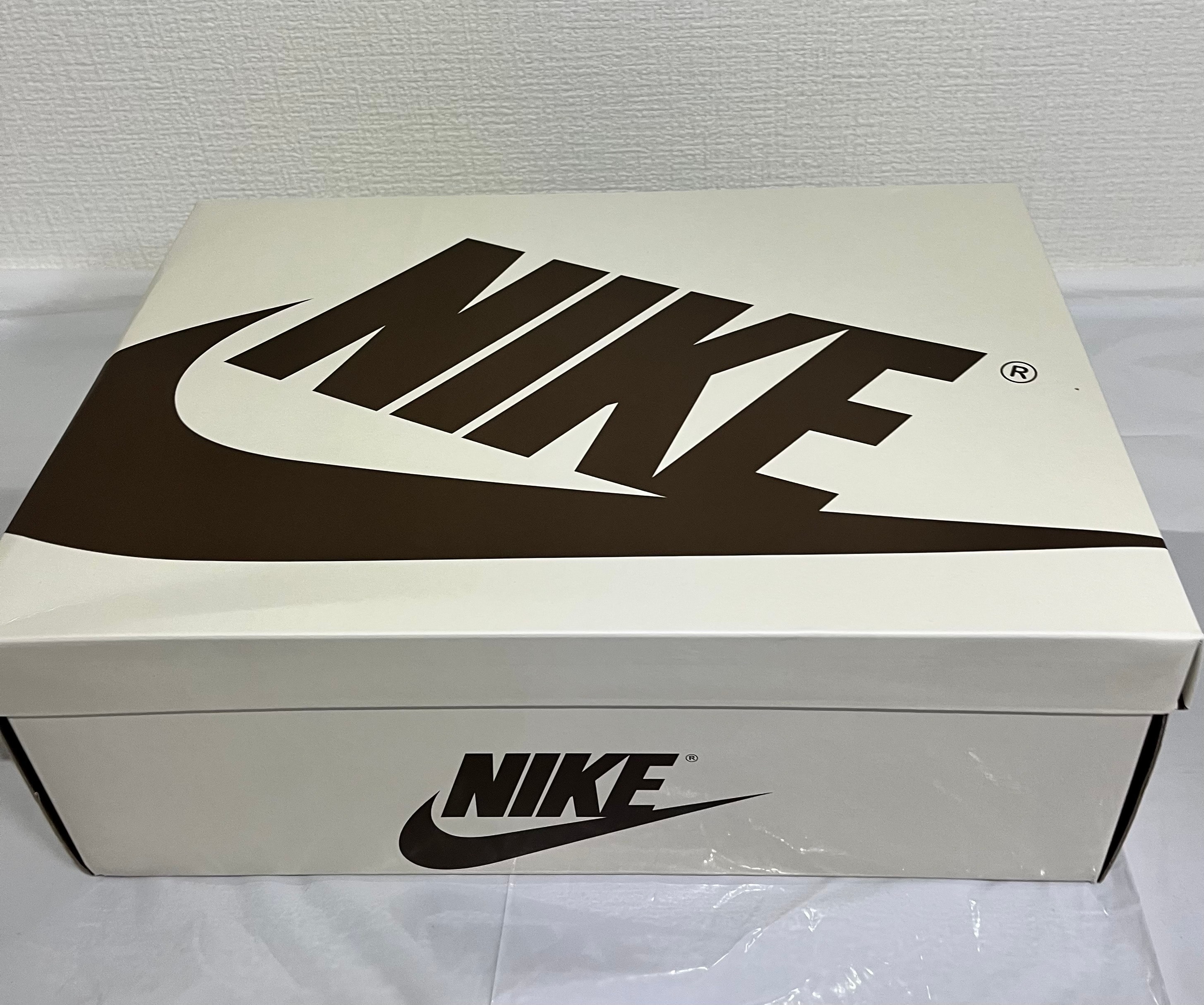 Travis Scott × Nike Air Jordan 1 Low OG SP "Reverse Olive"