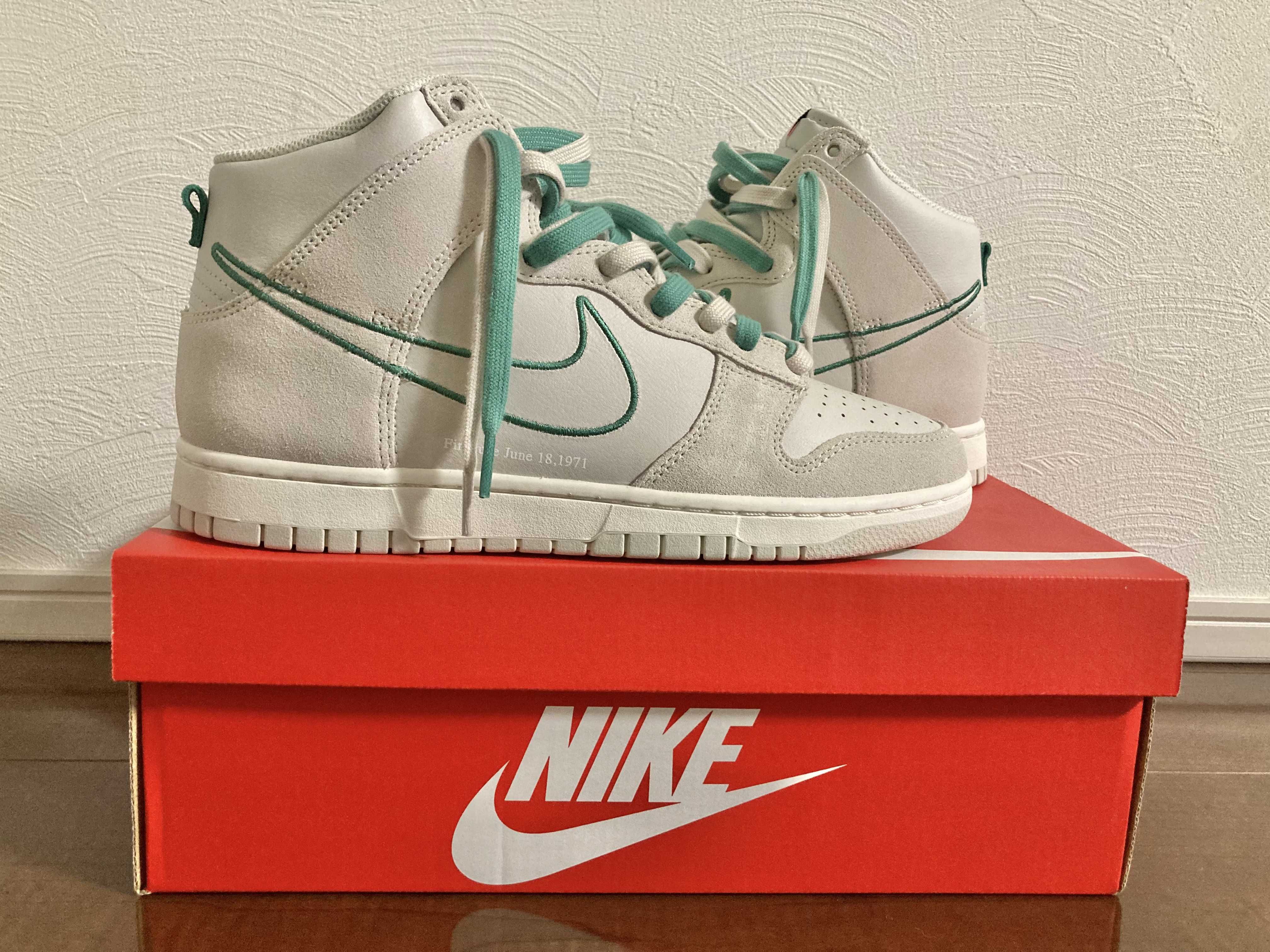 Nike Dunk High SE First Use "Light Bone/Green Noise"