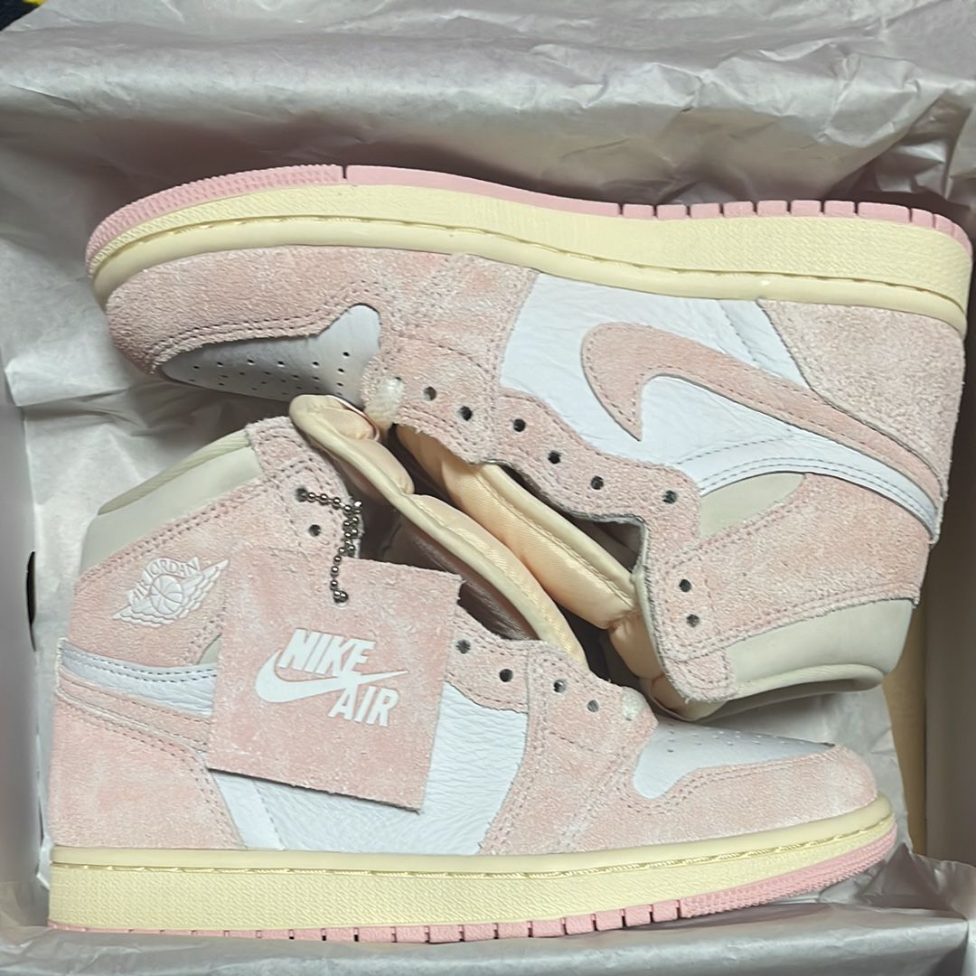Nike Women's Air Jordan 1 Retro High OG "Washed Pink"