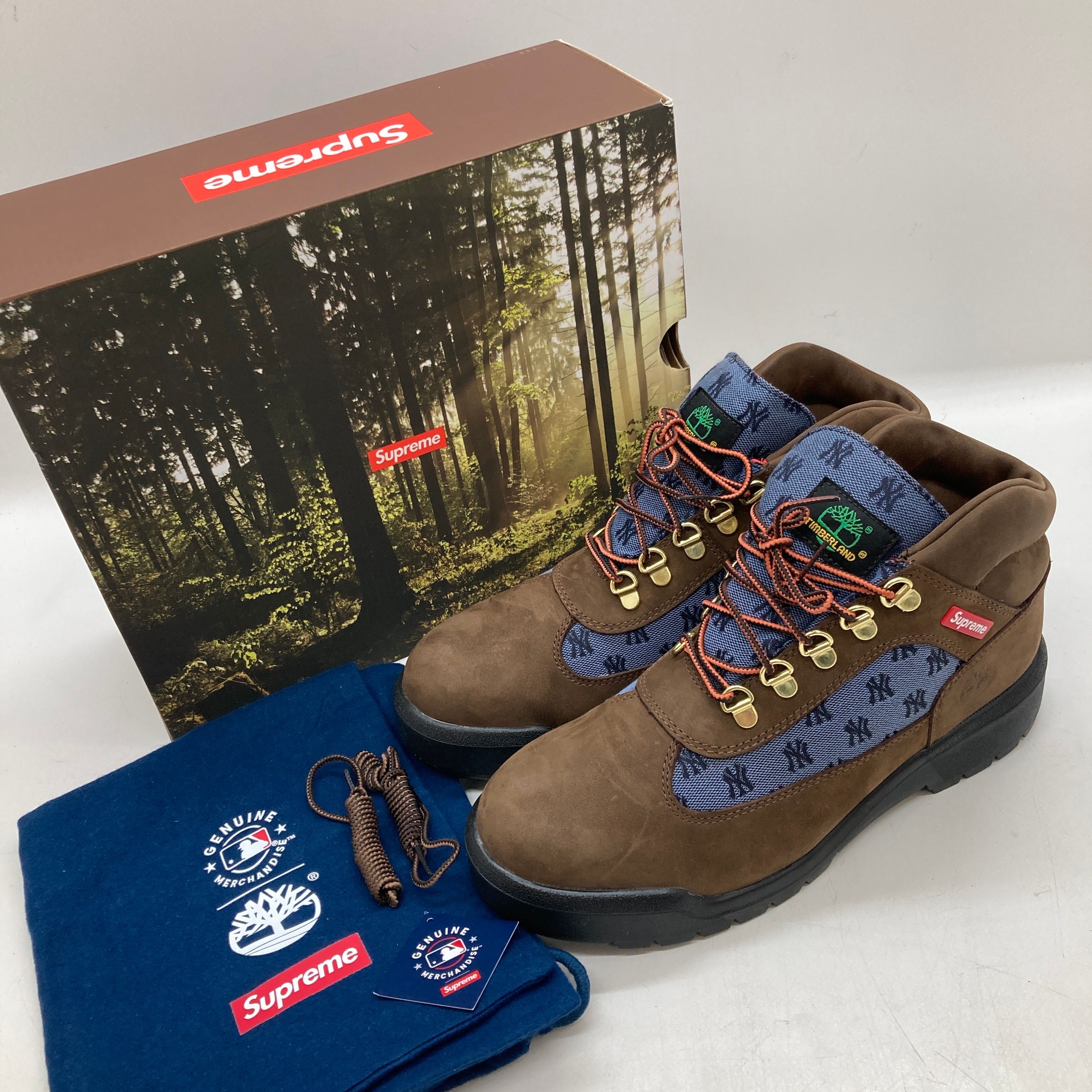 Supreme × Timberland Field Boot "Brown"