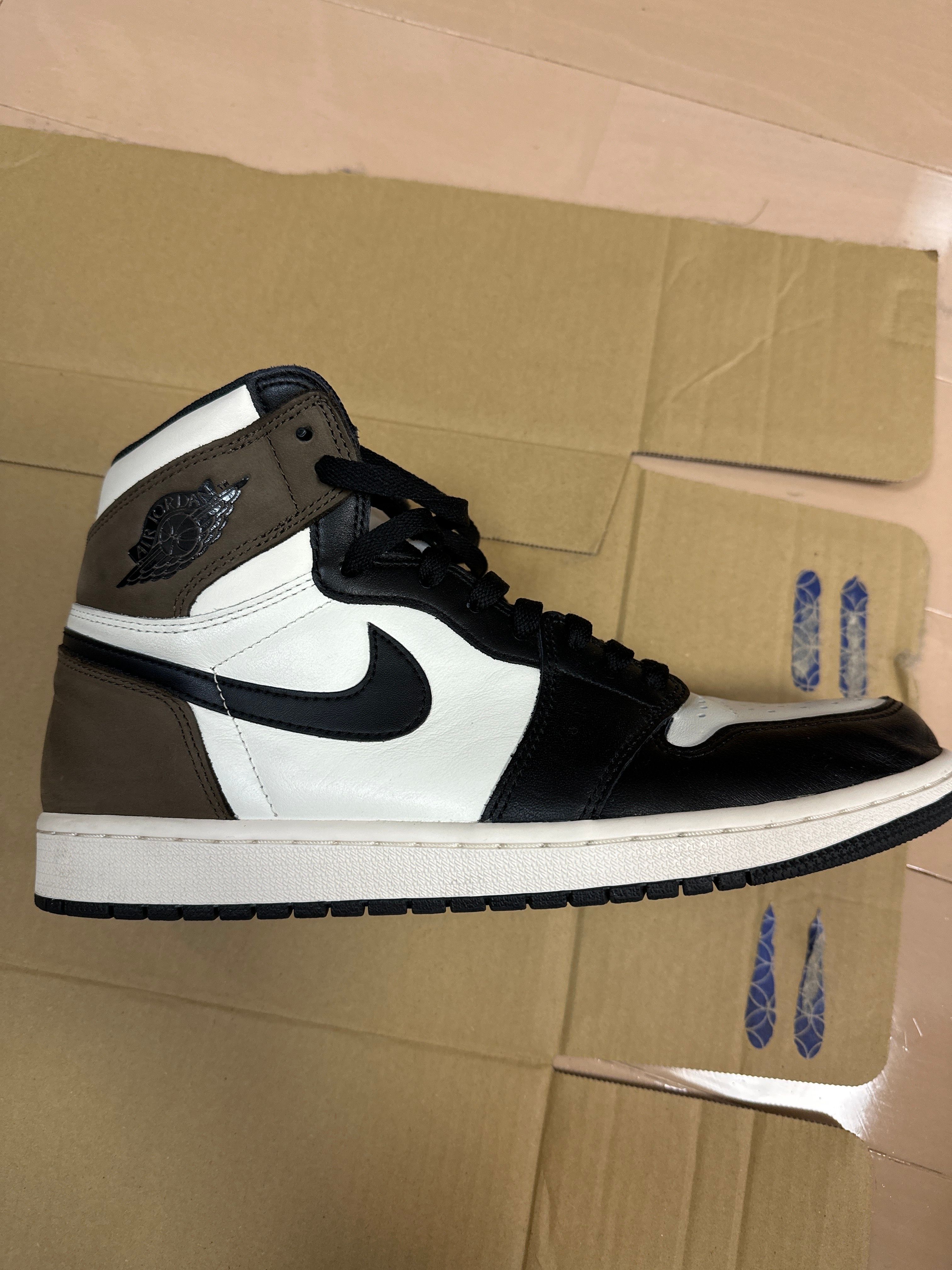 Nike Air Jordan 1 High OG "Sail/Dark Mocha/Black"