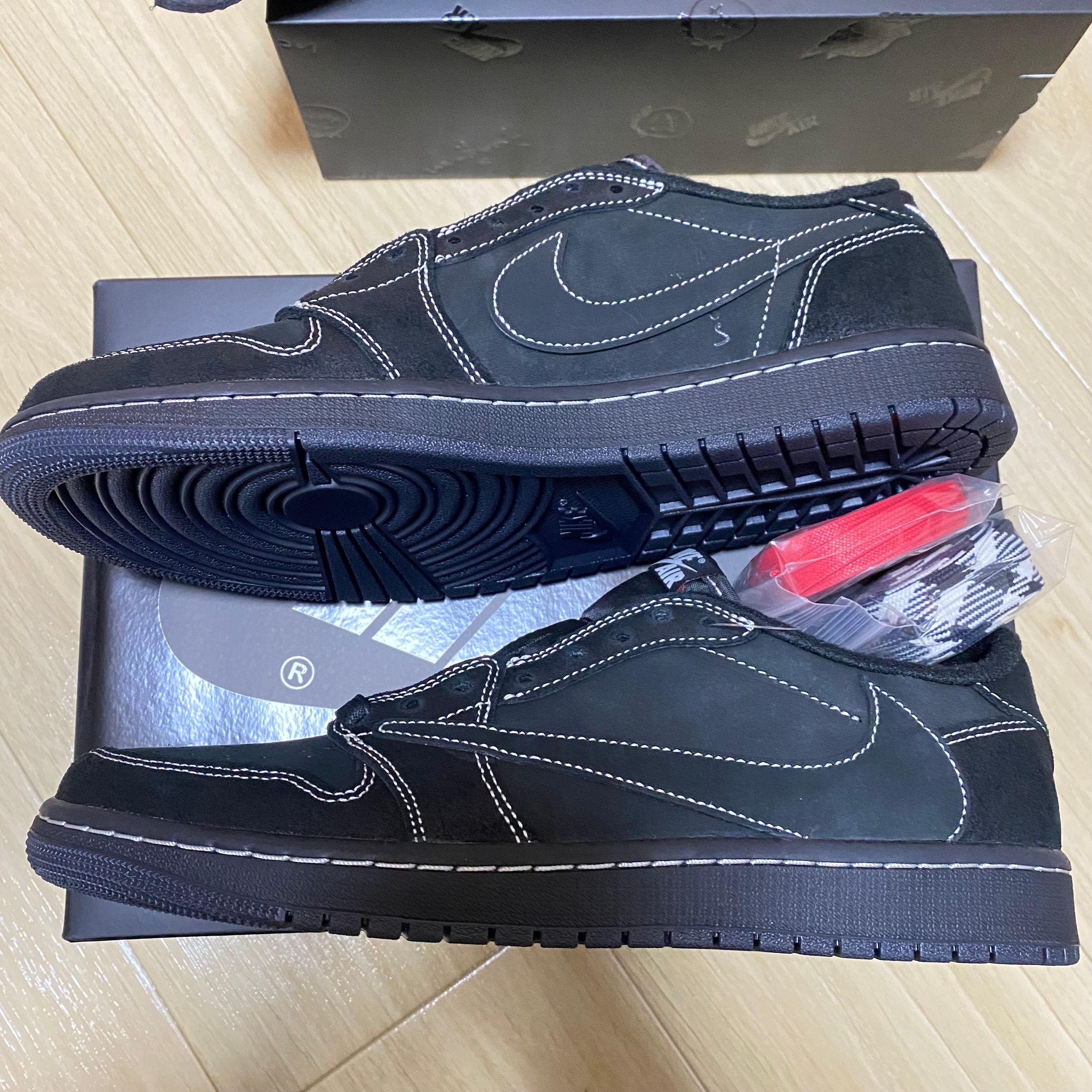 Travis Scott × Nike Air Jordan 1 Low OG SP "Black Phantom"