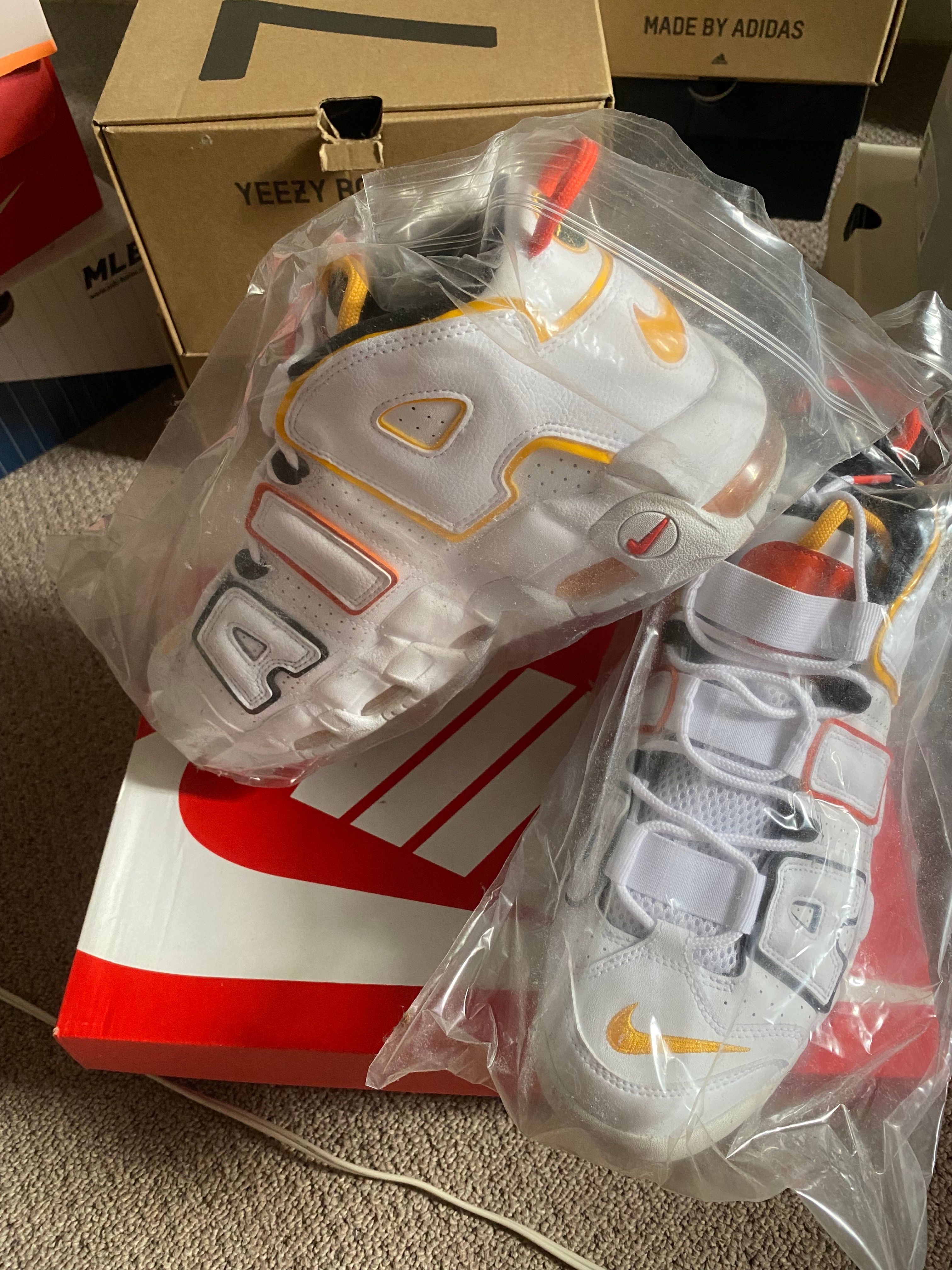 NIKE AIR MORE UPTEMPO "RAYGUNS"