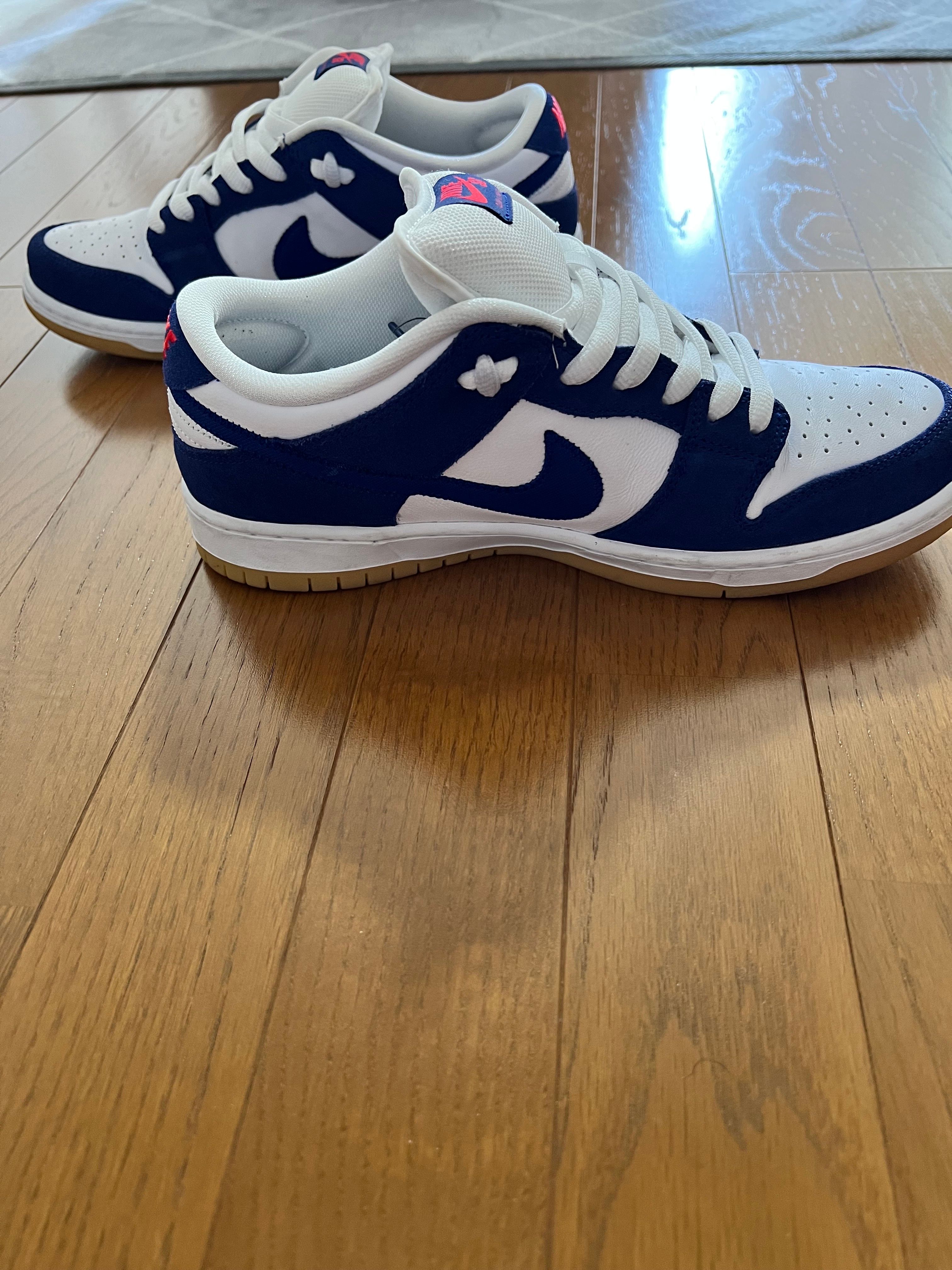 Nike SB Dunk Low "Los Angeles Dodgers/Deep Royal Blue"