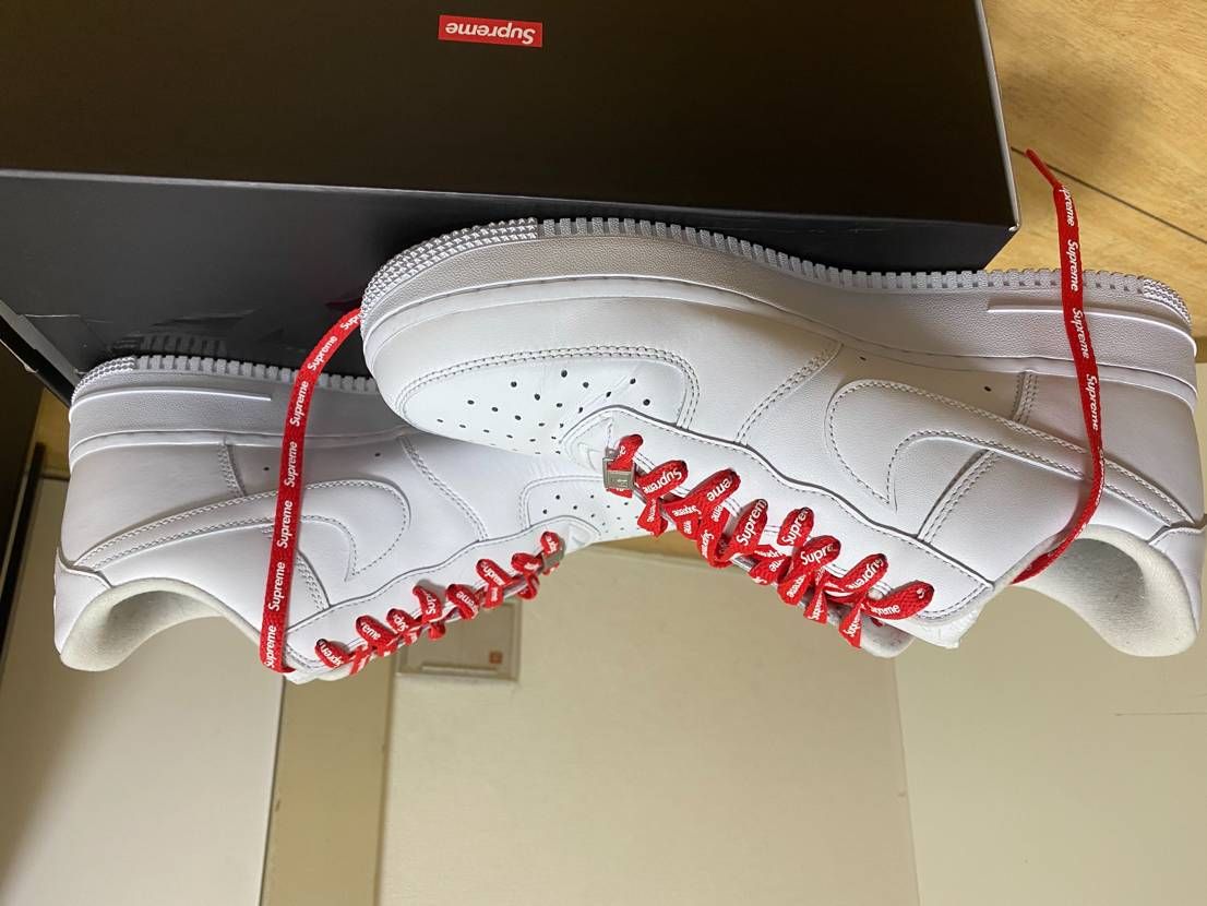 Supreme × Nike Air Force 1 Low "White"