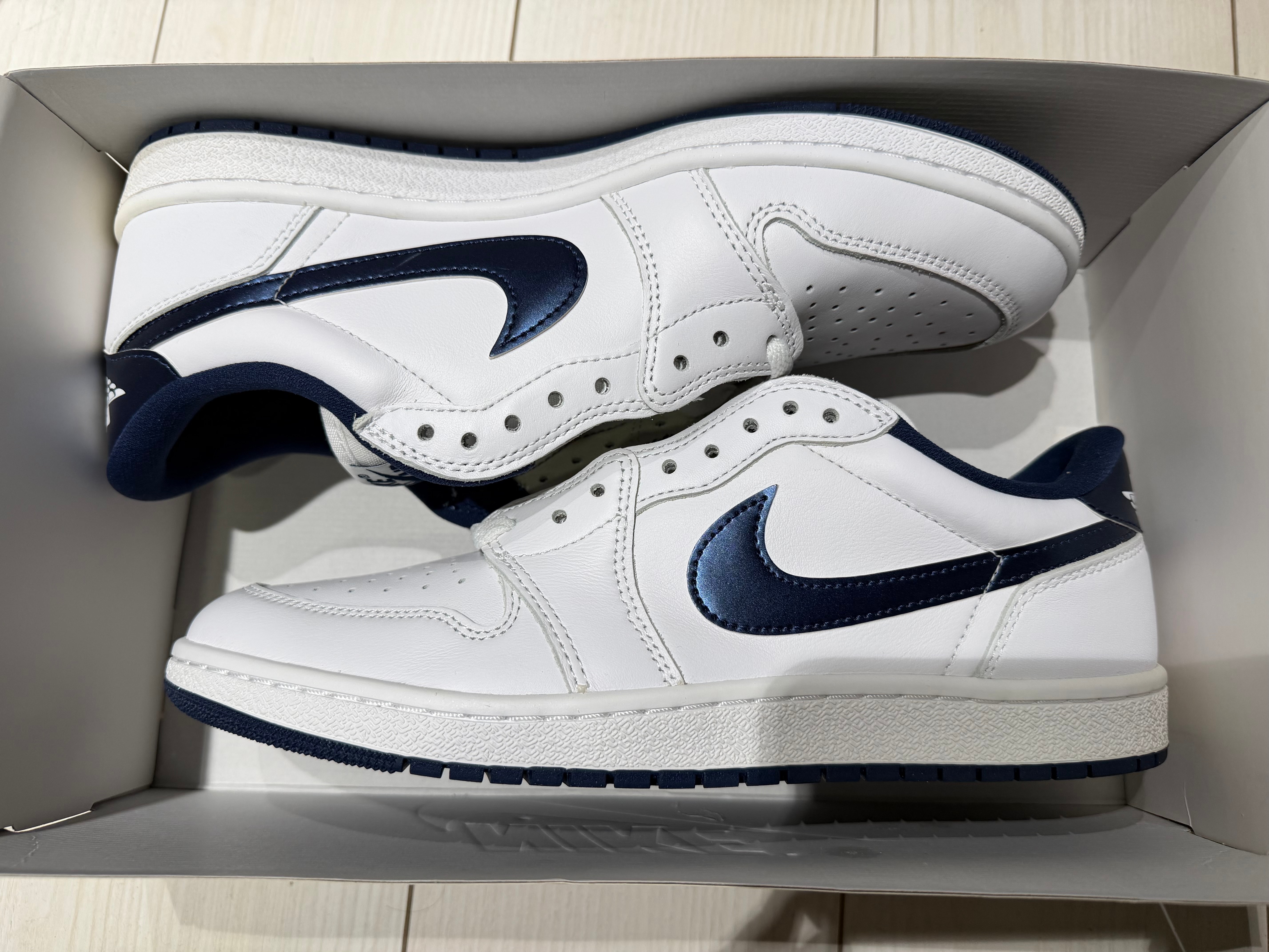 ナイキ エアジョーダン1 ロー '85 "メタリックブルー" (2024)