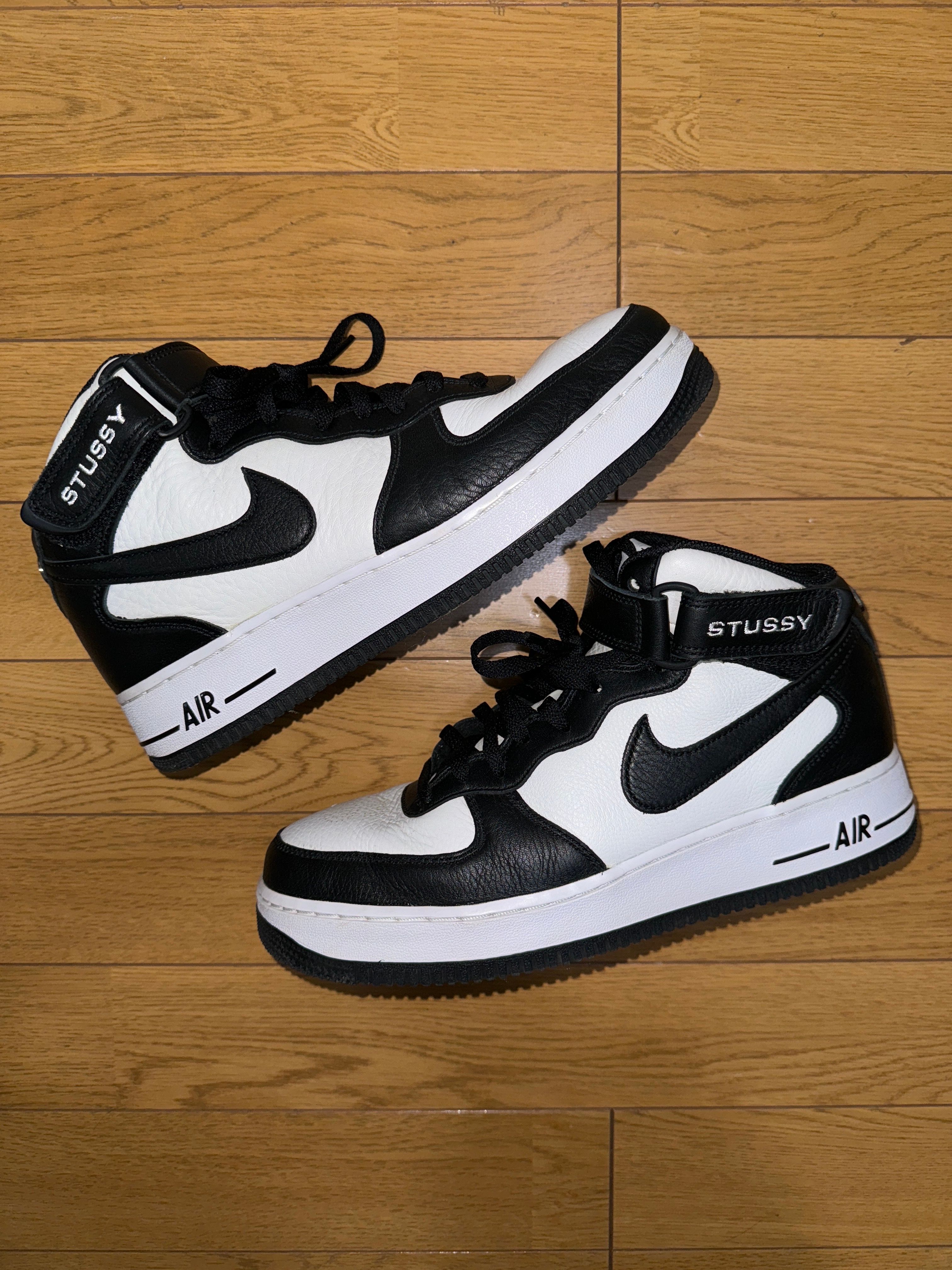 Stussy × Nike Air Force 1 Mid "Black and Light Bone"