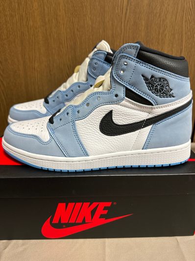 Nike Air Jordan 1 High OG "University Blue"