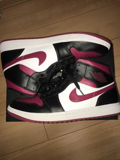 NIKE AIR JORDAN 1 MID "BLACK/RED/WHITE"