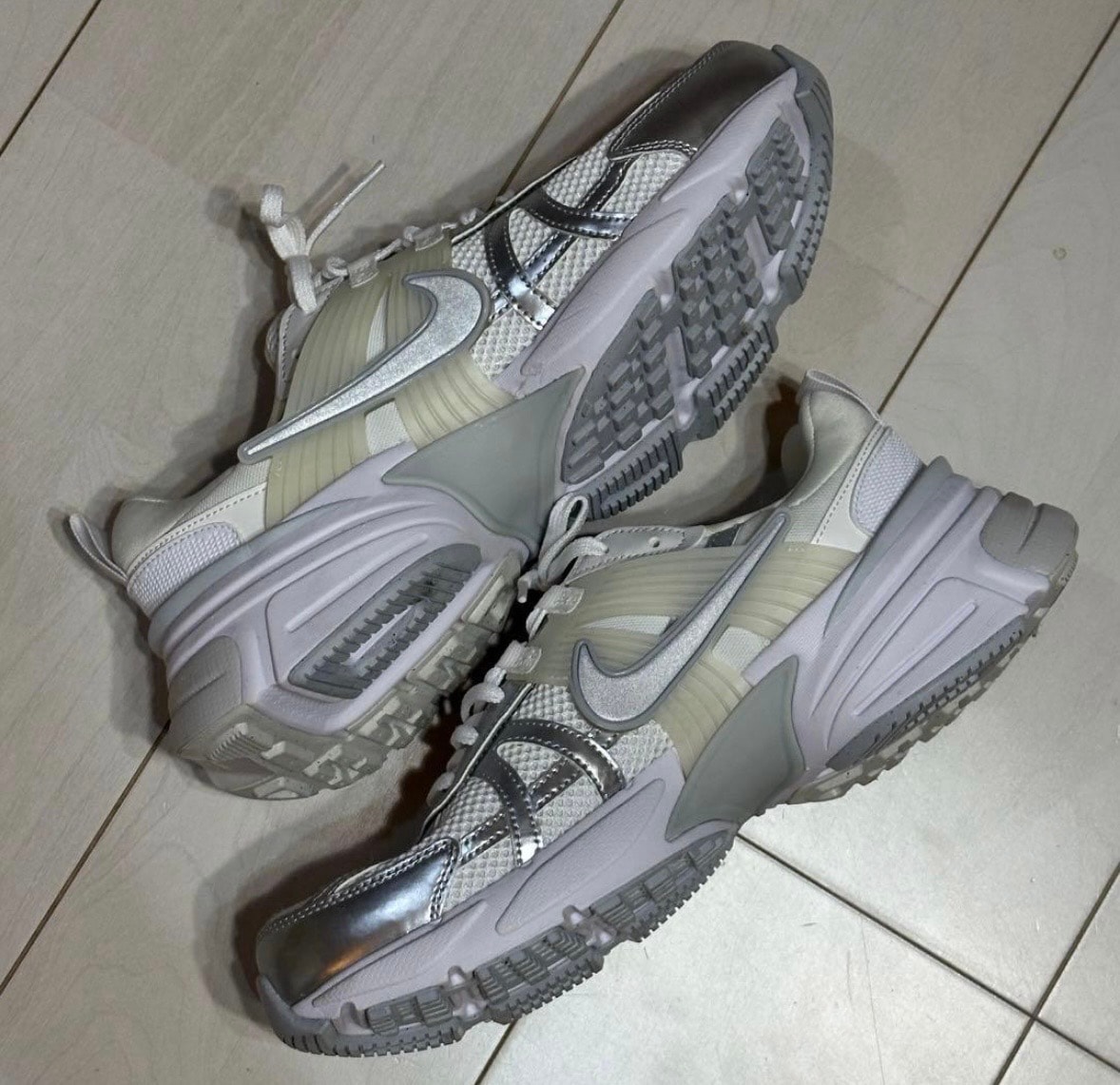 Nike Women's V2K Run "Metallic Silver/White"