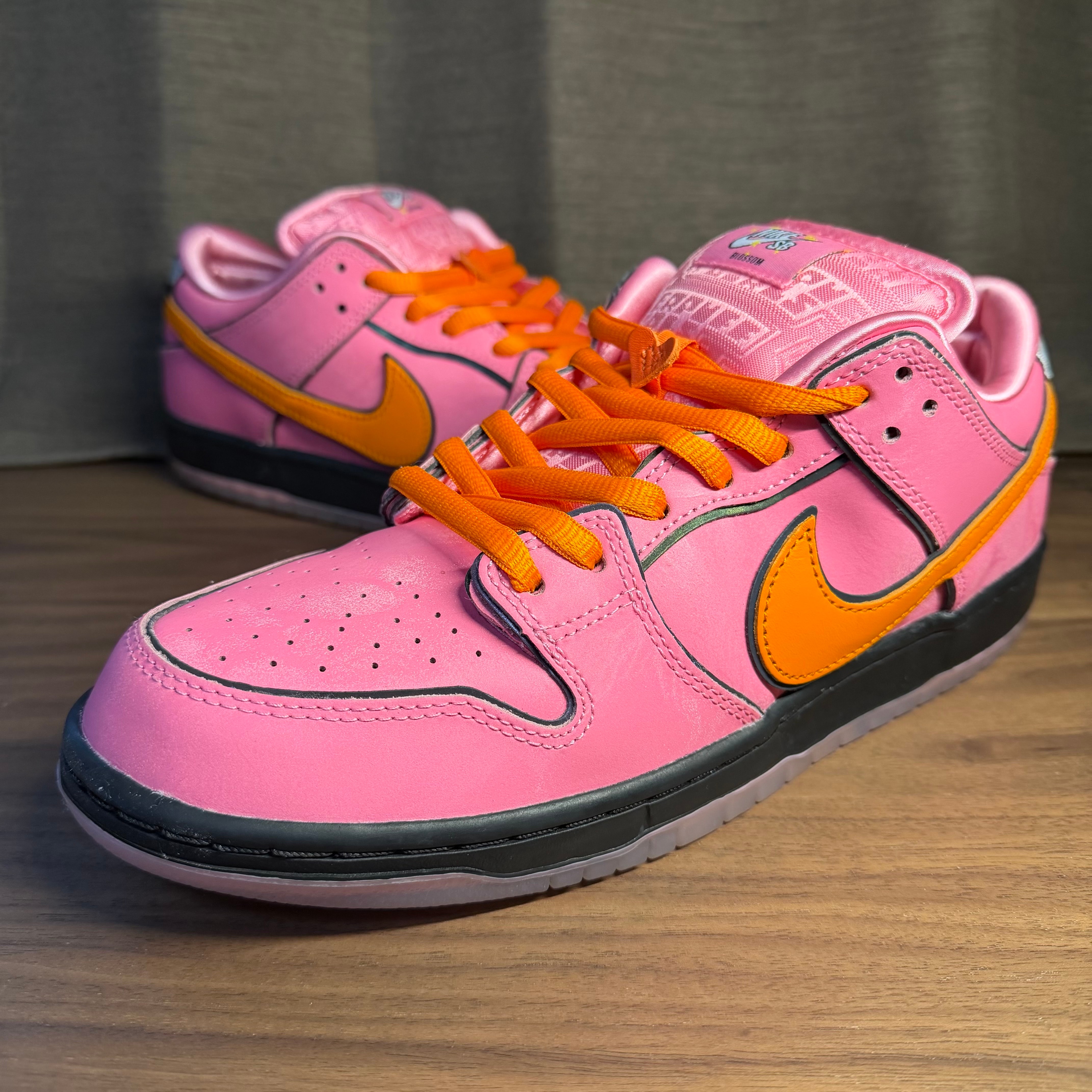 The Powerpuff Girls × Nike SB Dunk Low Pro QS "Blossom"