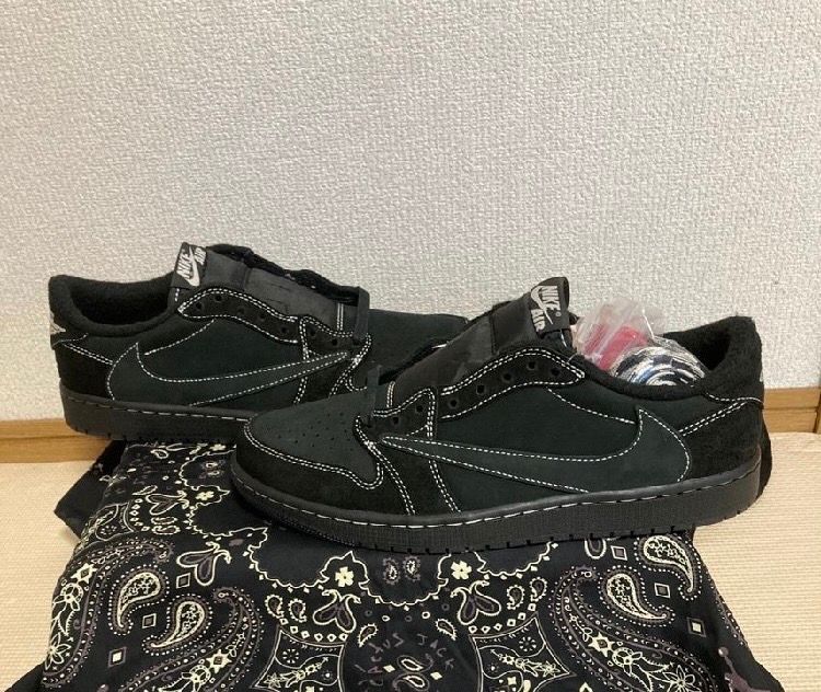 Travis Scott × Nike Air Jordan 1 Low OG SP "Black Phantom"