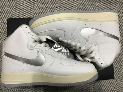 Nike Women's Air Force 1 Strapress "Summit White"