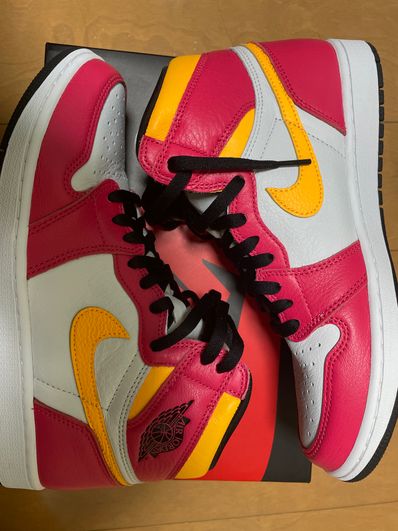 Nike Air Jordan 1 High OG "Light Fusion Red"