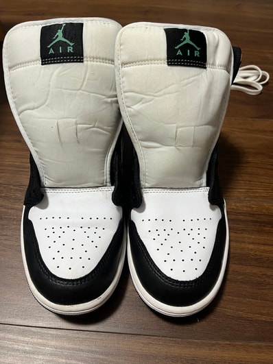 Nike Air Jordan 1 Mid "Green Glow"