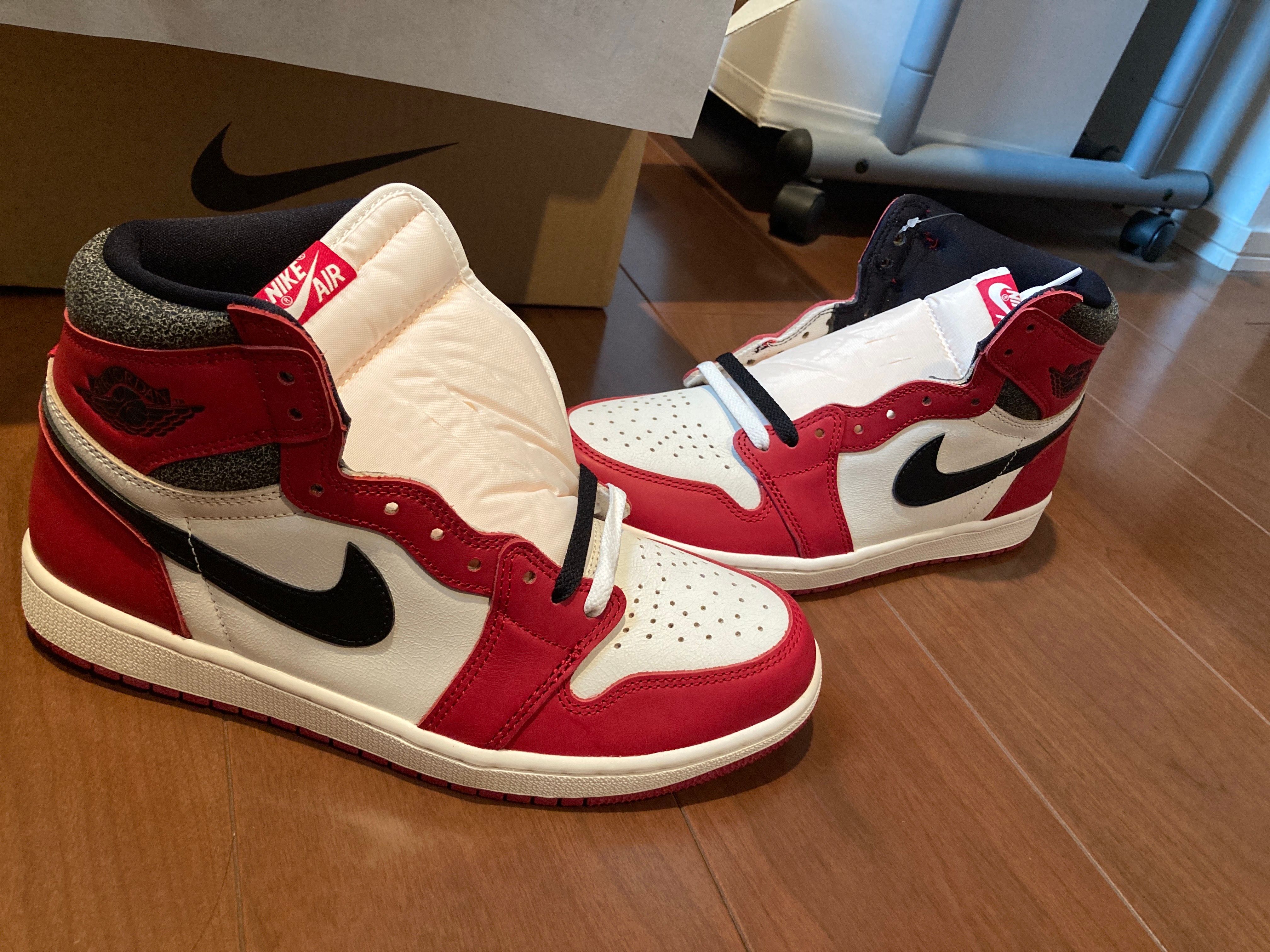 Nike Air Jordan 1 High OG "Lost & Found/Chicago"