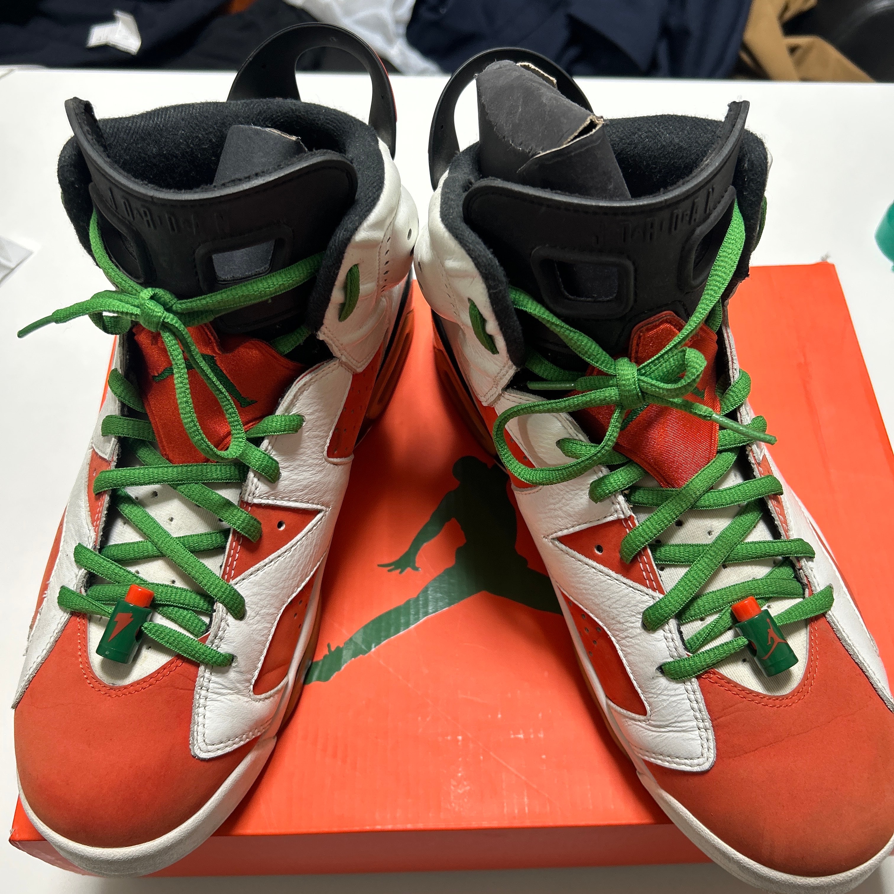 Nike Air Jordan 6 Retro "Gatorade Like Mike White" 