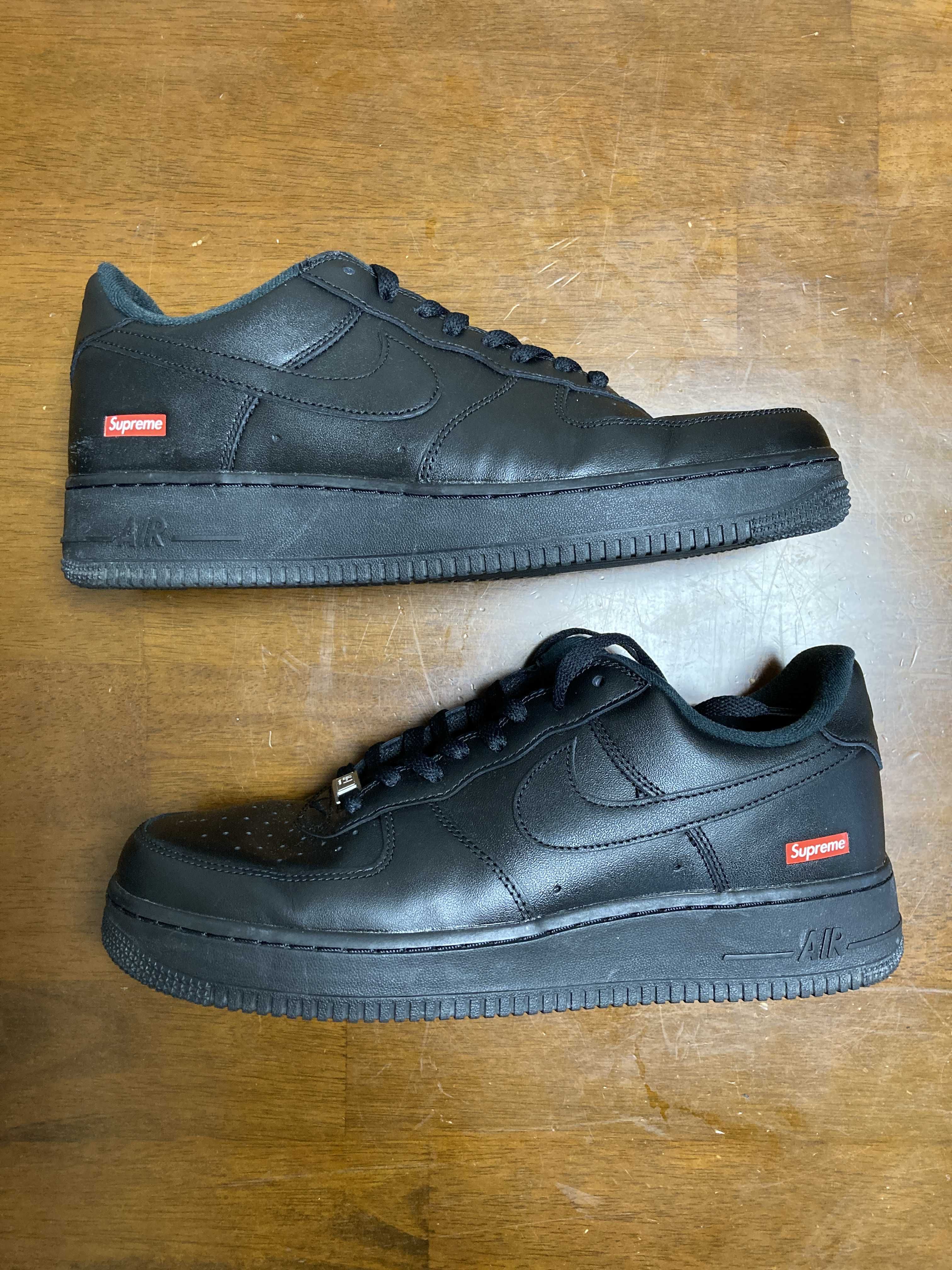 Supreme × Nike Air Force 1 Low "Black"