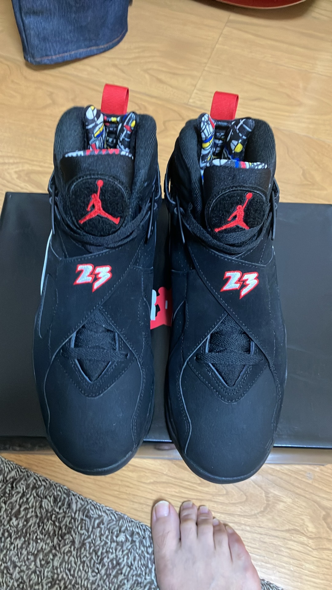 Nike Air Jordan 8 Retro "Playoffs" (2023)