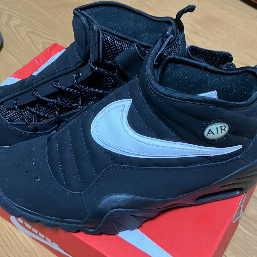 NIKE AIR SHAKE NDESTRUKT 