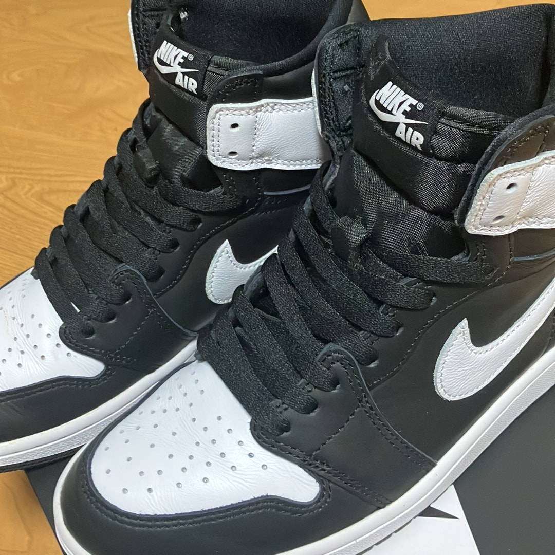 Nike Air Jordan 1 Retro High OG "Black/White"