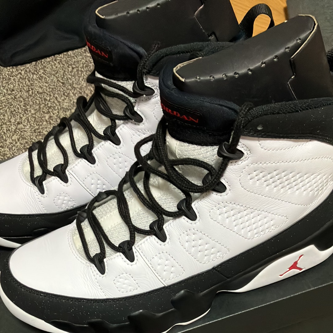 Nike Air Jordan 9 Retro "Space Jam" (2016)