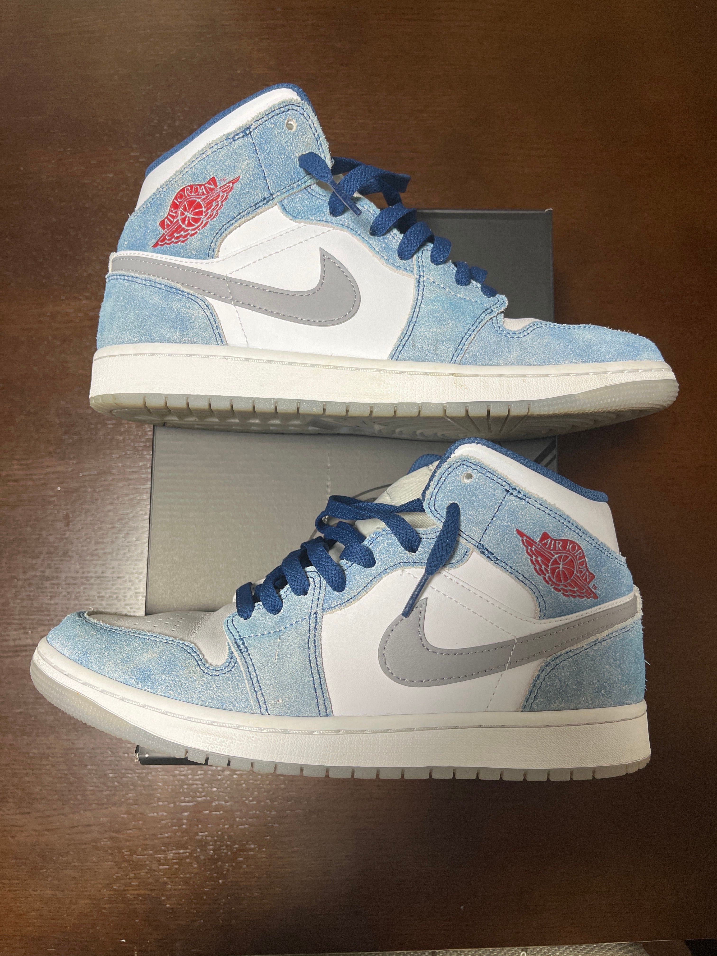 Nike Air Jordan 1 Mid SE "White/Hyper Royal/Red"
