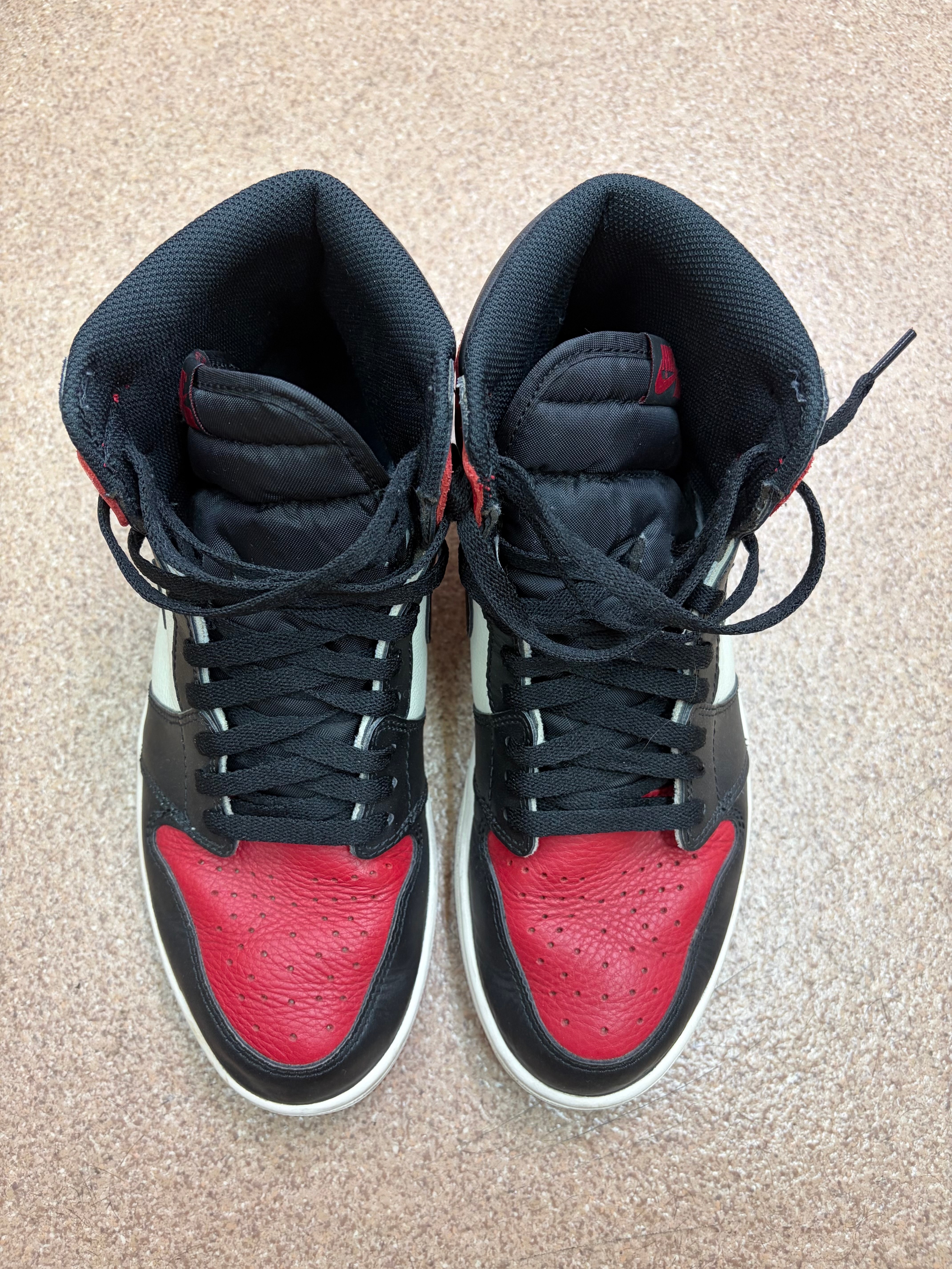 Nike Air Jordan 1 Retro High OG "Bred Toe"