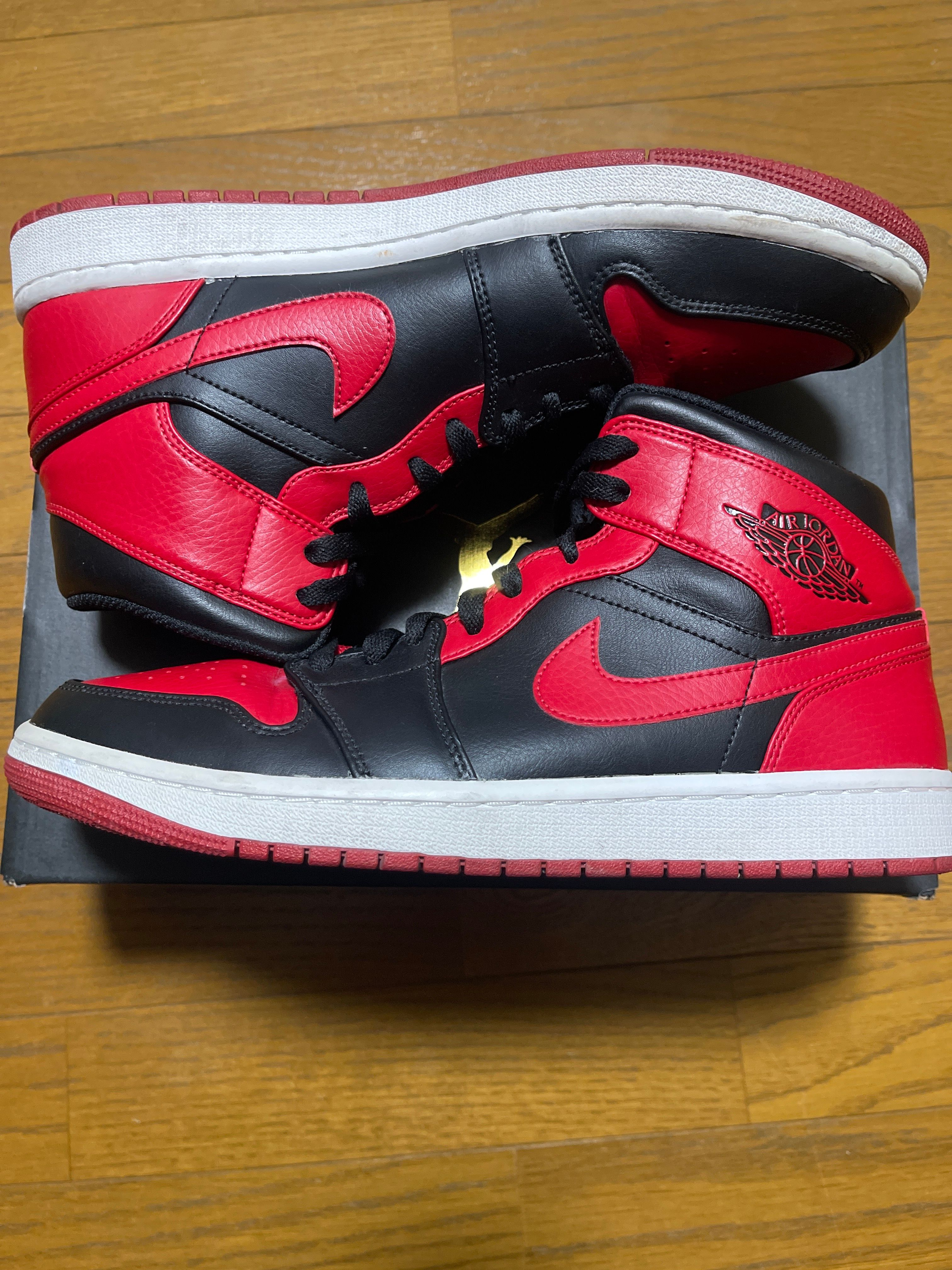 Nike Air Jordan 1 Mid "Bred"