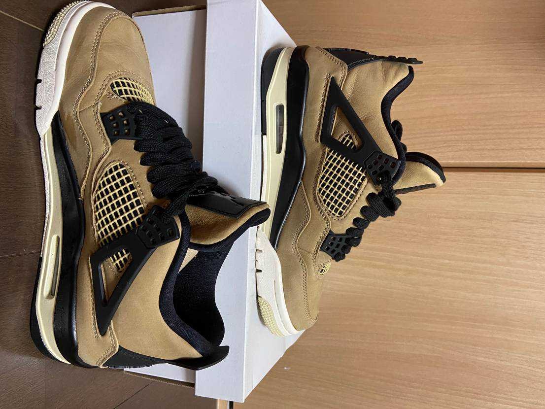 Nike Women's Air Jordan 4 "Mushroom"