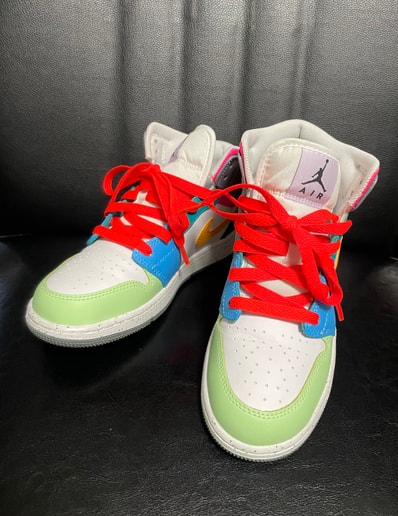 Nike GS Air Jordan 1 Mid "Multi Color"