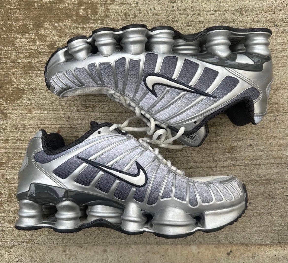 ナイキ ショックス TL 