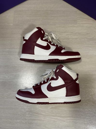 NIKE Women's DUNK HIGH "TEAM RED"