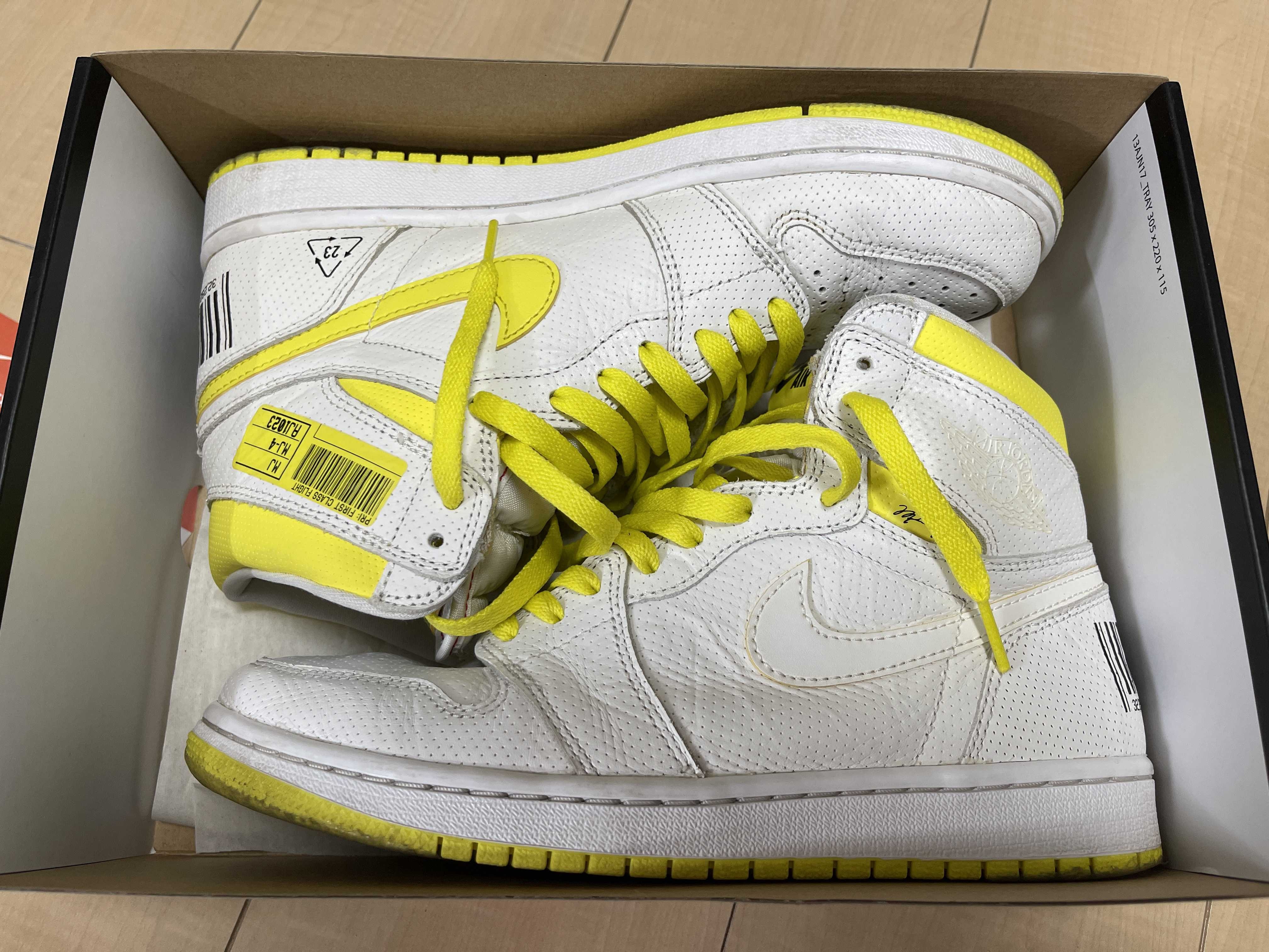 Nike Air Jordan 1 High OG "First Class Flight"