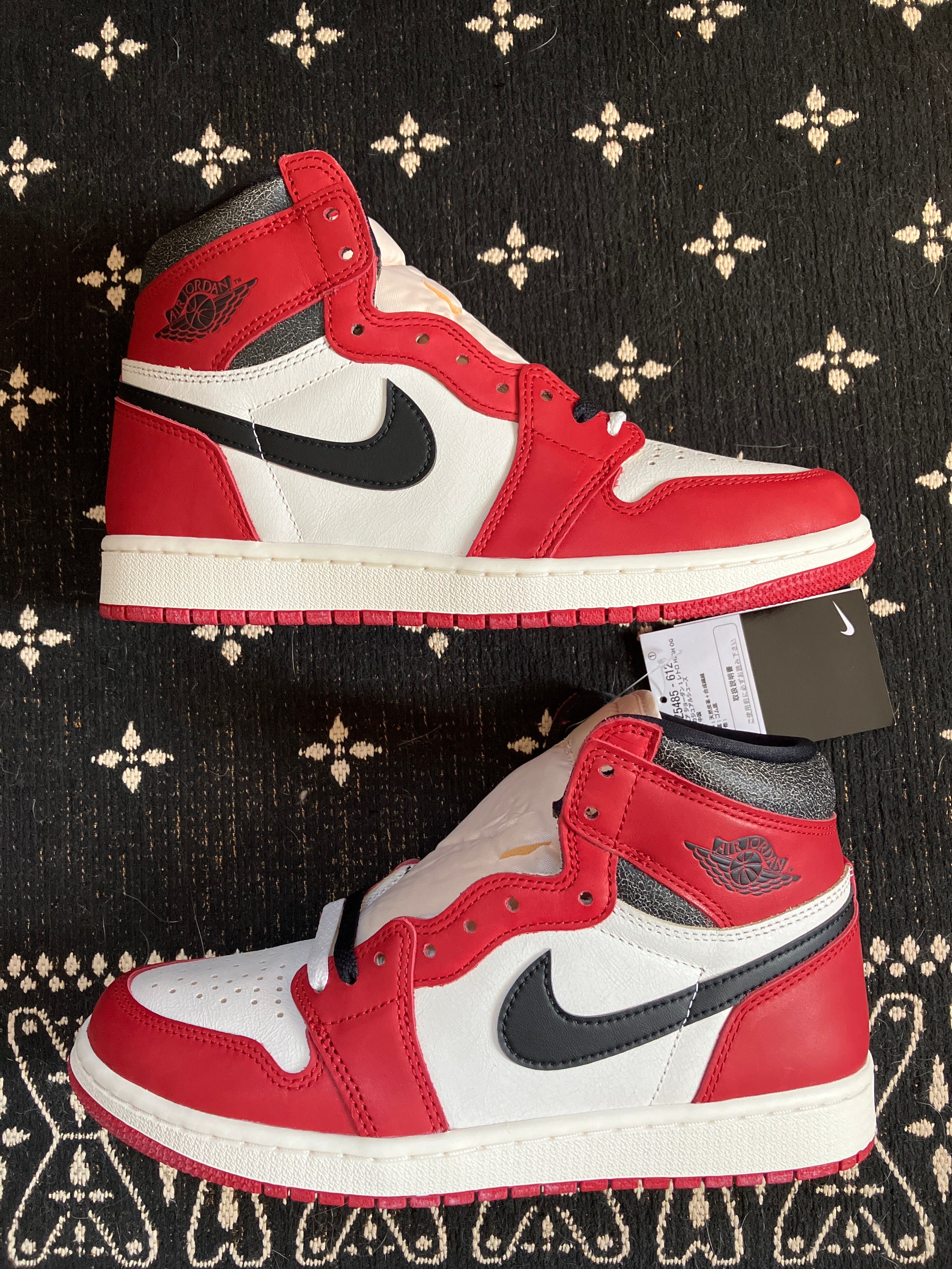 Nike Air Jordan 1 High OG "Lost & Found/Chicago"