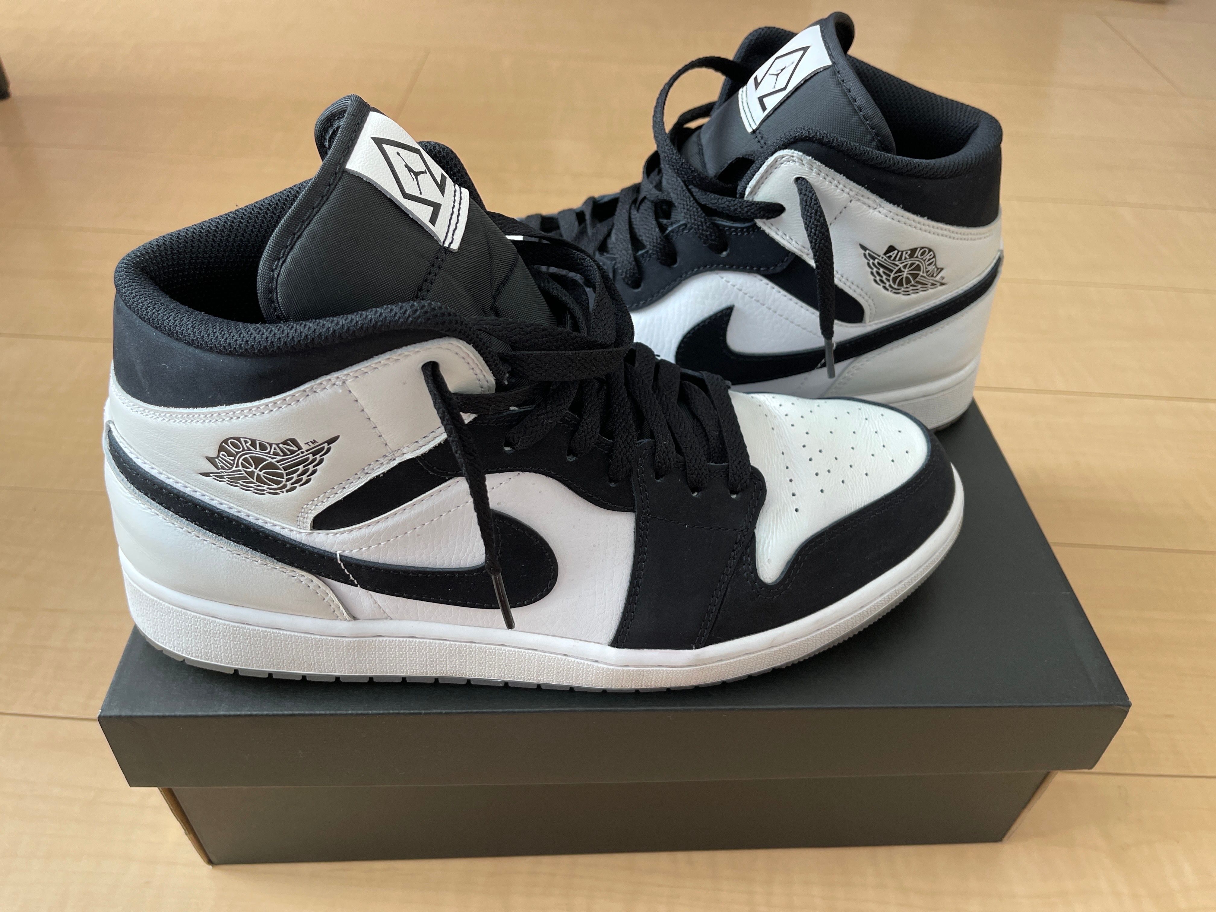 Nike Air Jordan 1 Mid "Omega/Black/White"